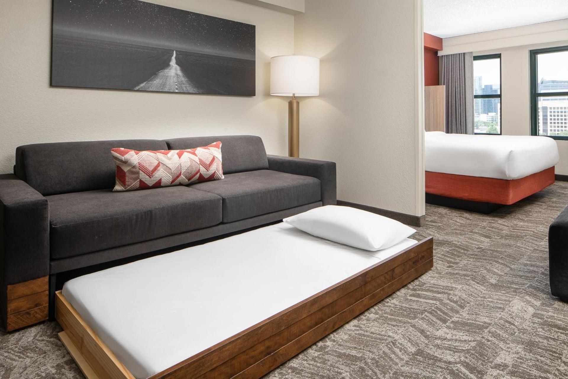 SpringHill Suites by Marriott Dallas Downtown / West End photo 9