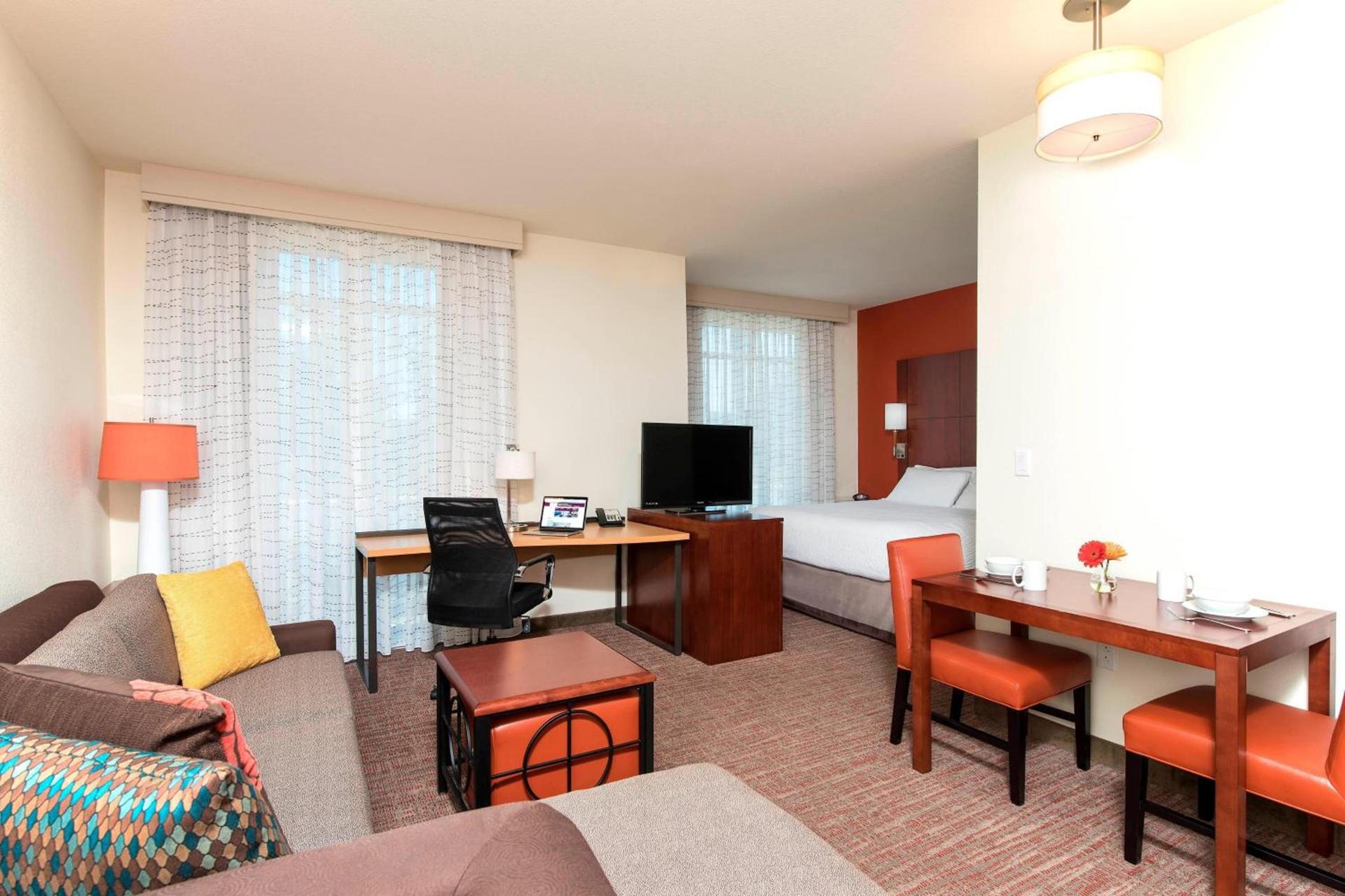 Residence Inn by Marriott Austin - University Area photo 10