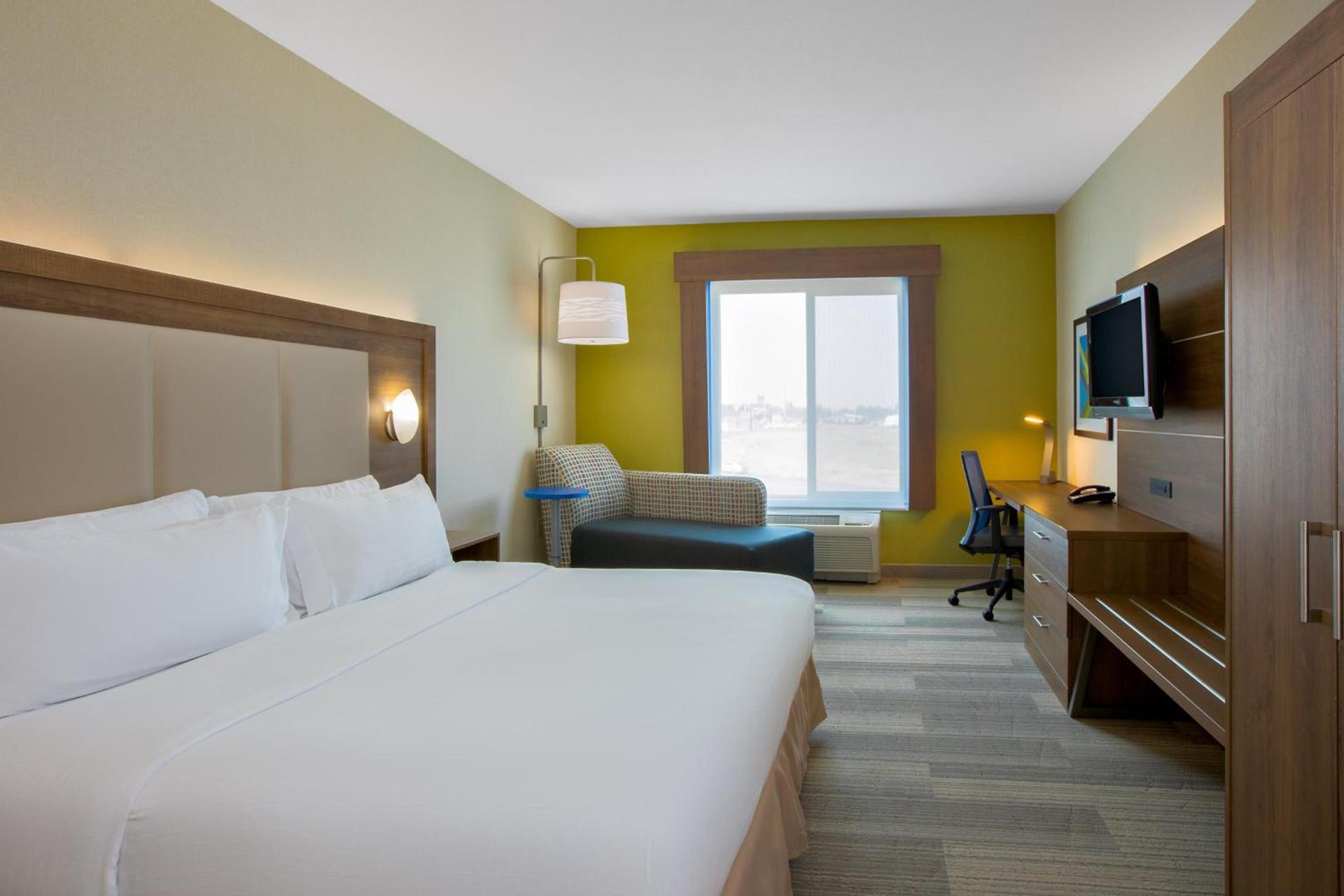 Holiday Inn Express Hotel & Suites Ontario by IHG photo 39