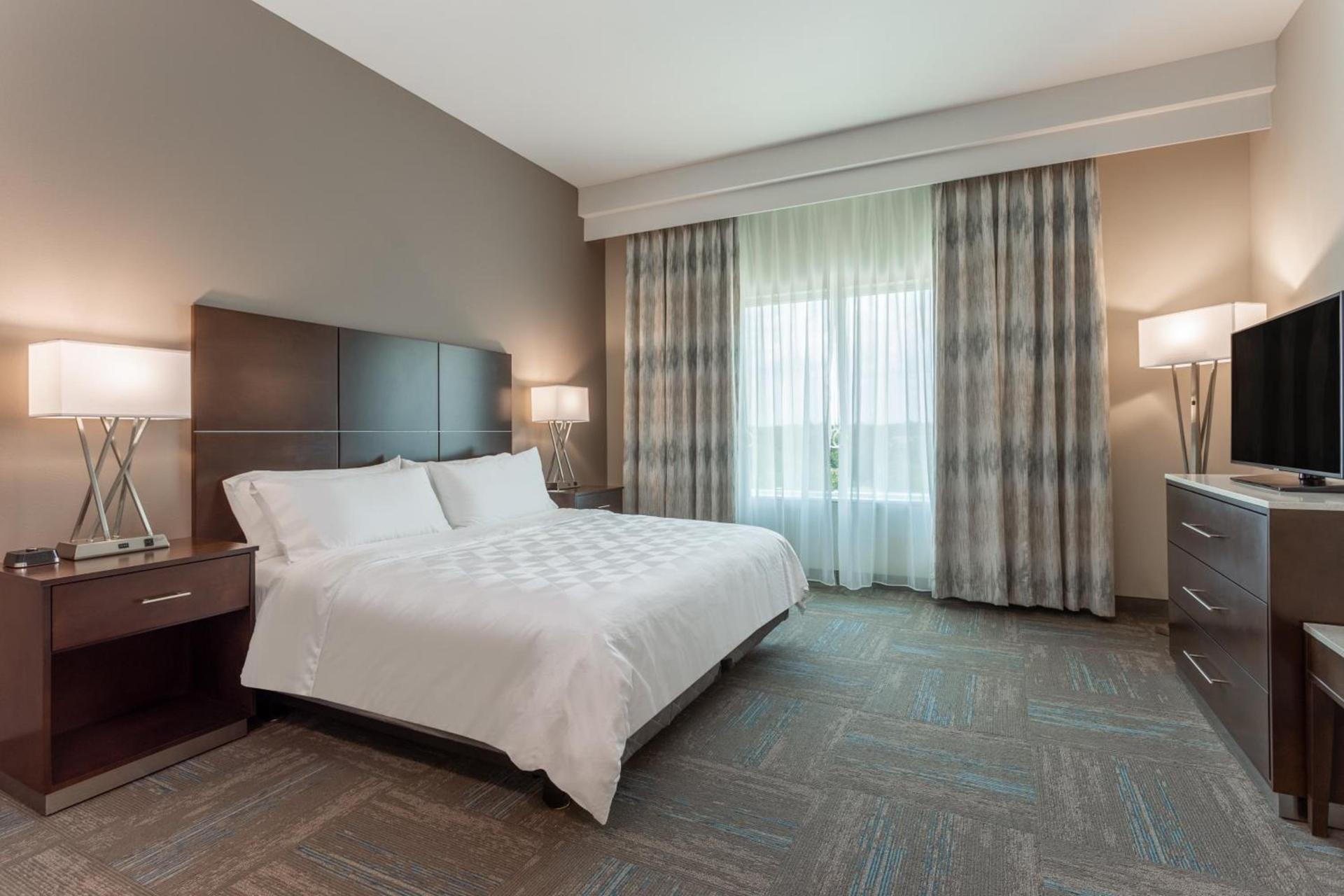 Holiday Inn & Suites - Jefferson City by IHG photo 37