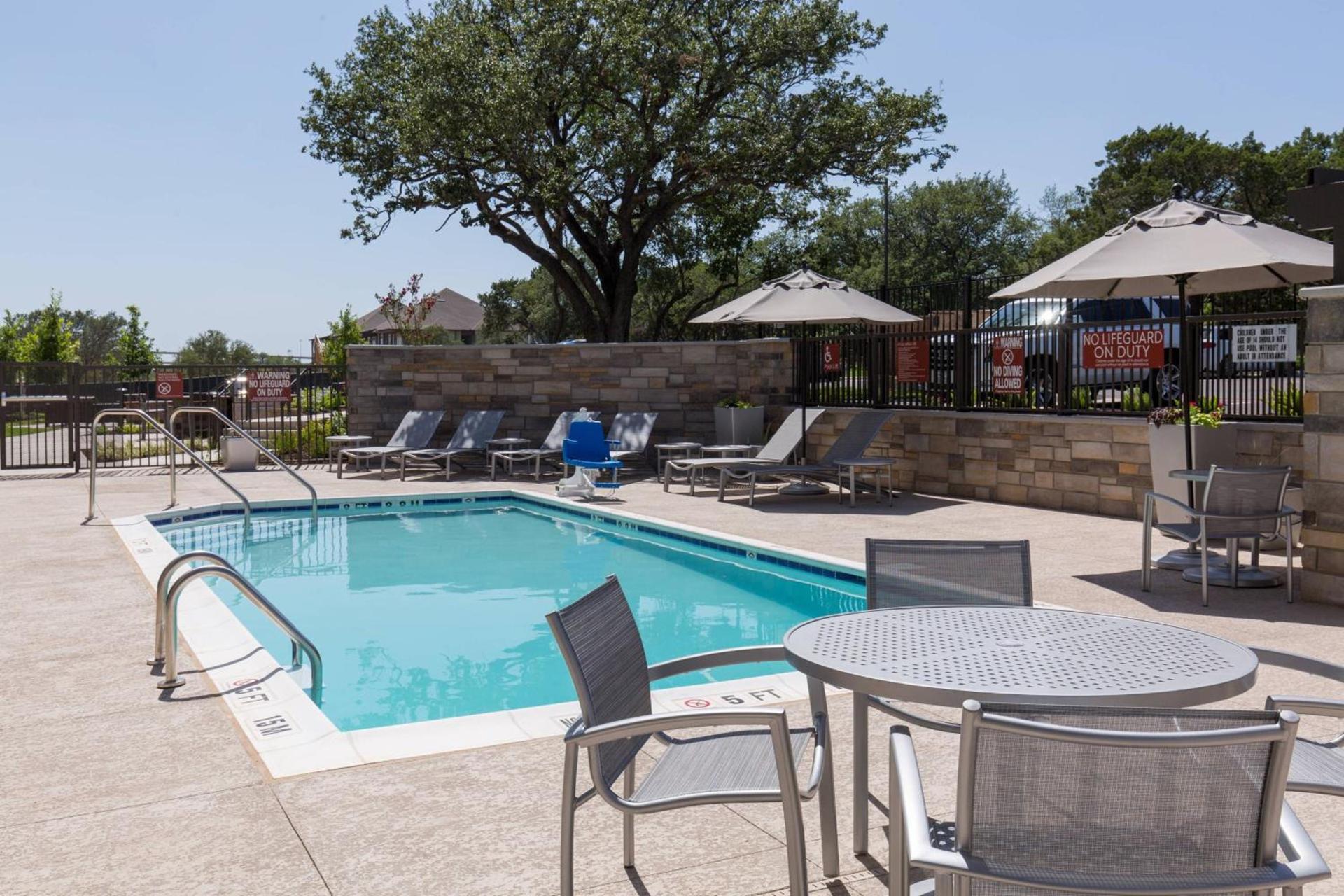 Towneplace Suites By Marriott Austin North/Lakeline photo 23
