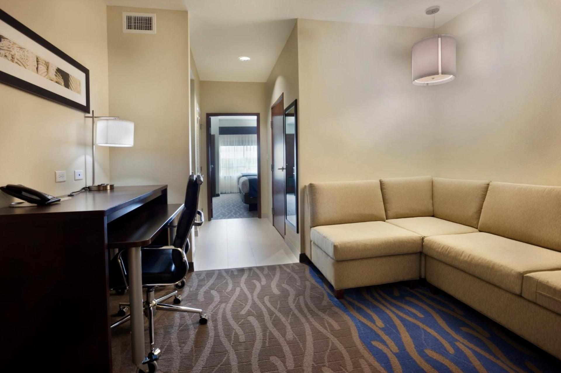 Holiday Inn & Suites San Antonio Northwest by IHG photo 63