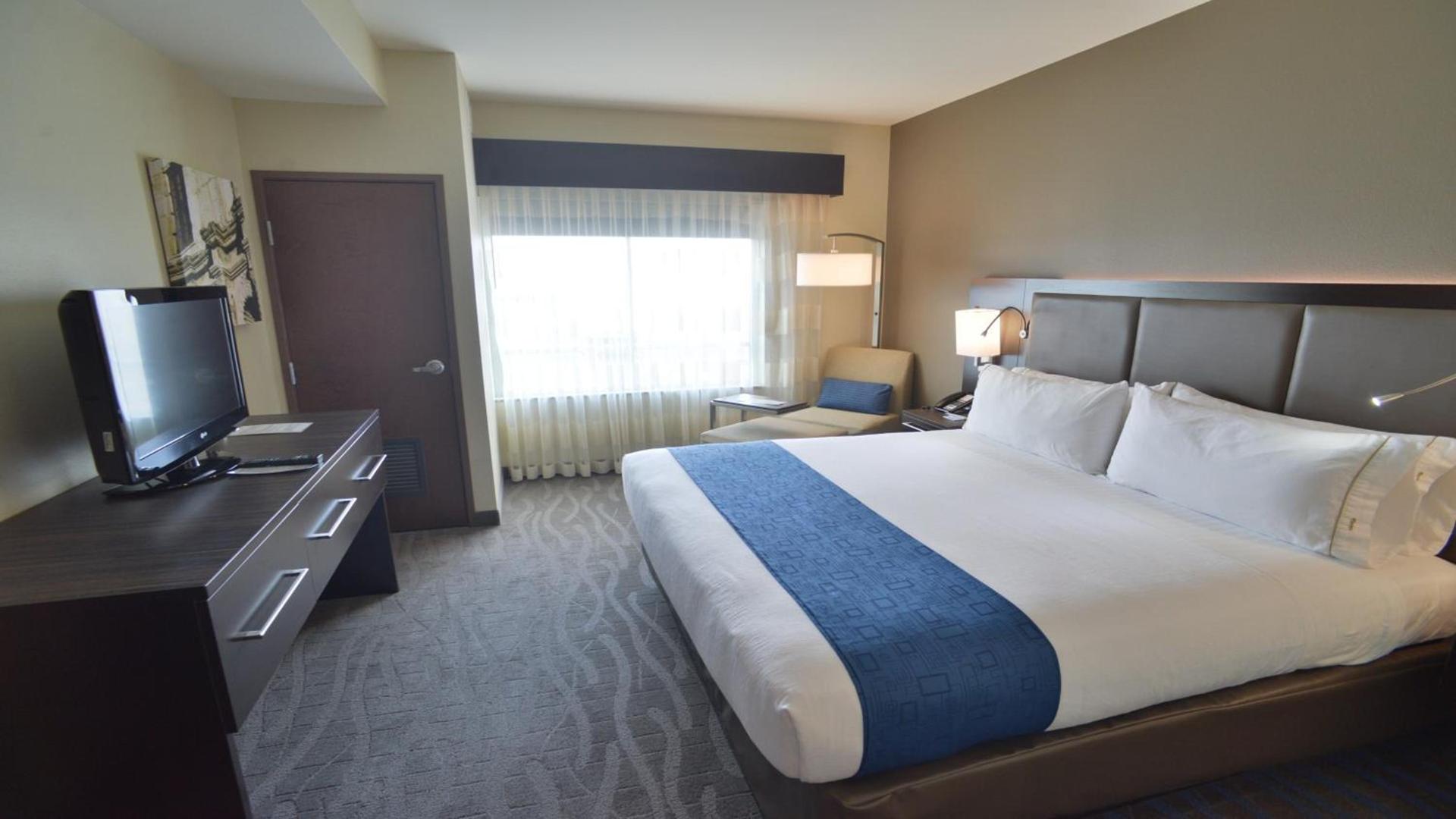 Holiday Inn & Suites San Antonio Northwest by IHG photo 62