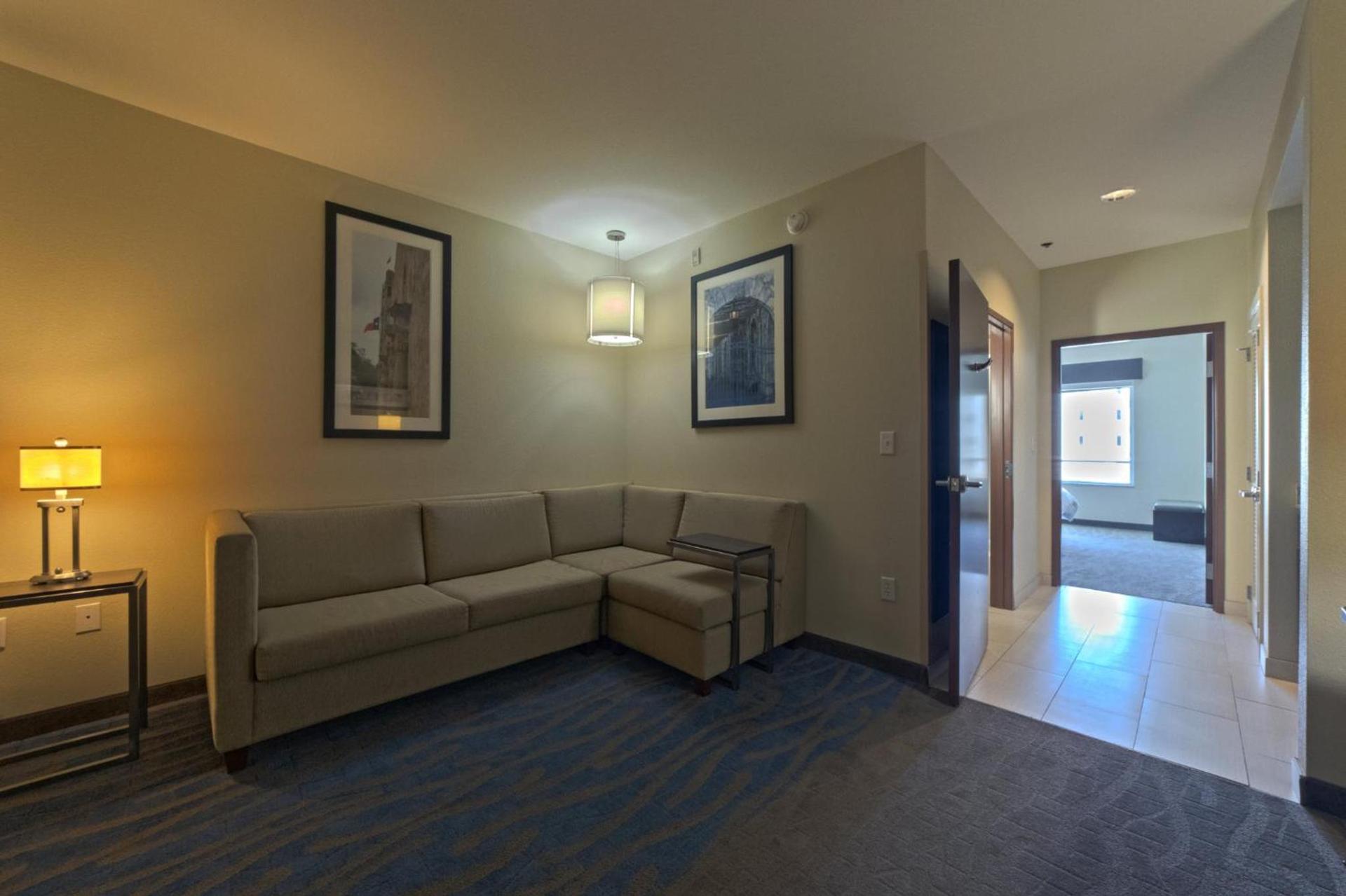 Holiday Inn & Suites San Antonio Northwest by IHG photo 49