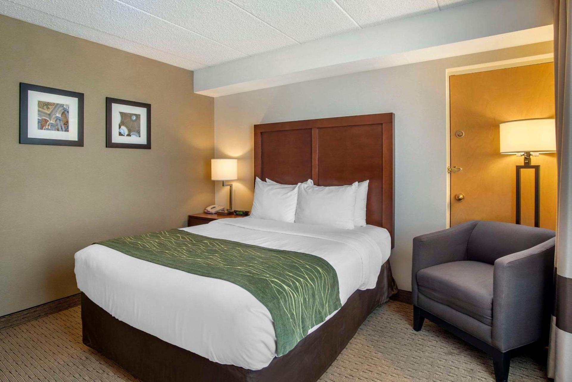 Comfort Inn Shady Grove - Gaithersburg - Rockville photo 14