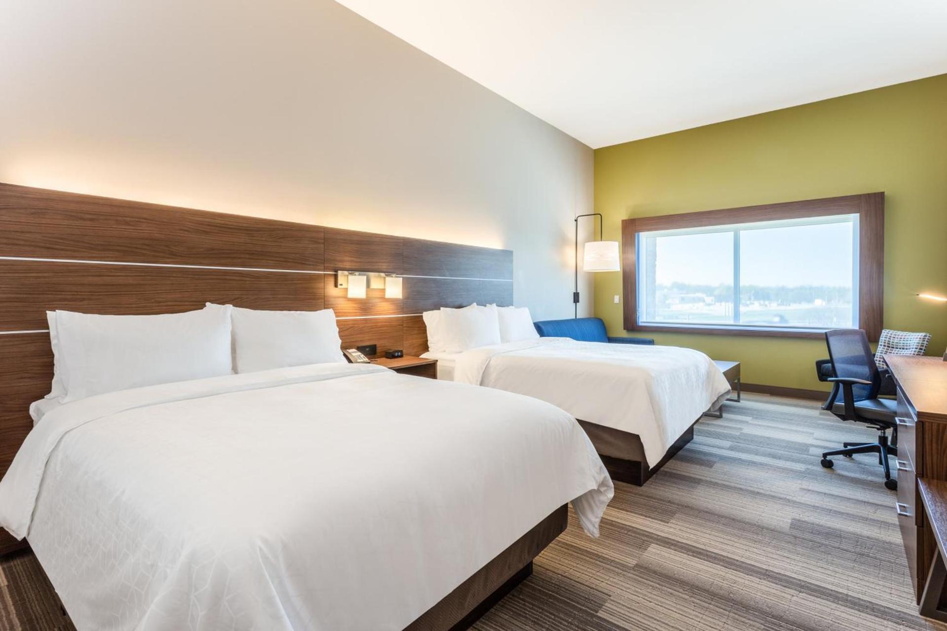 Holiday Inn Express & Suites - Springfield North by IHG photo 25