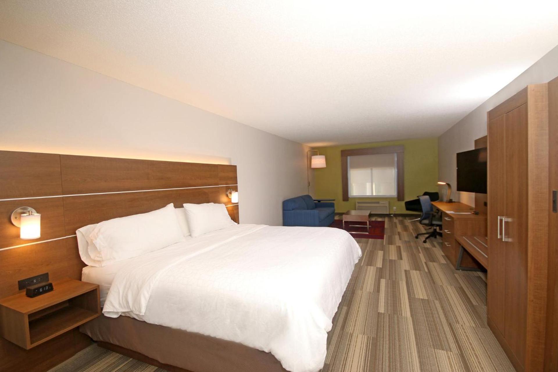 Holiday Inn Express Troutville-Roanoke North by IHG photo 22