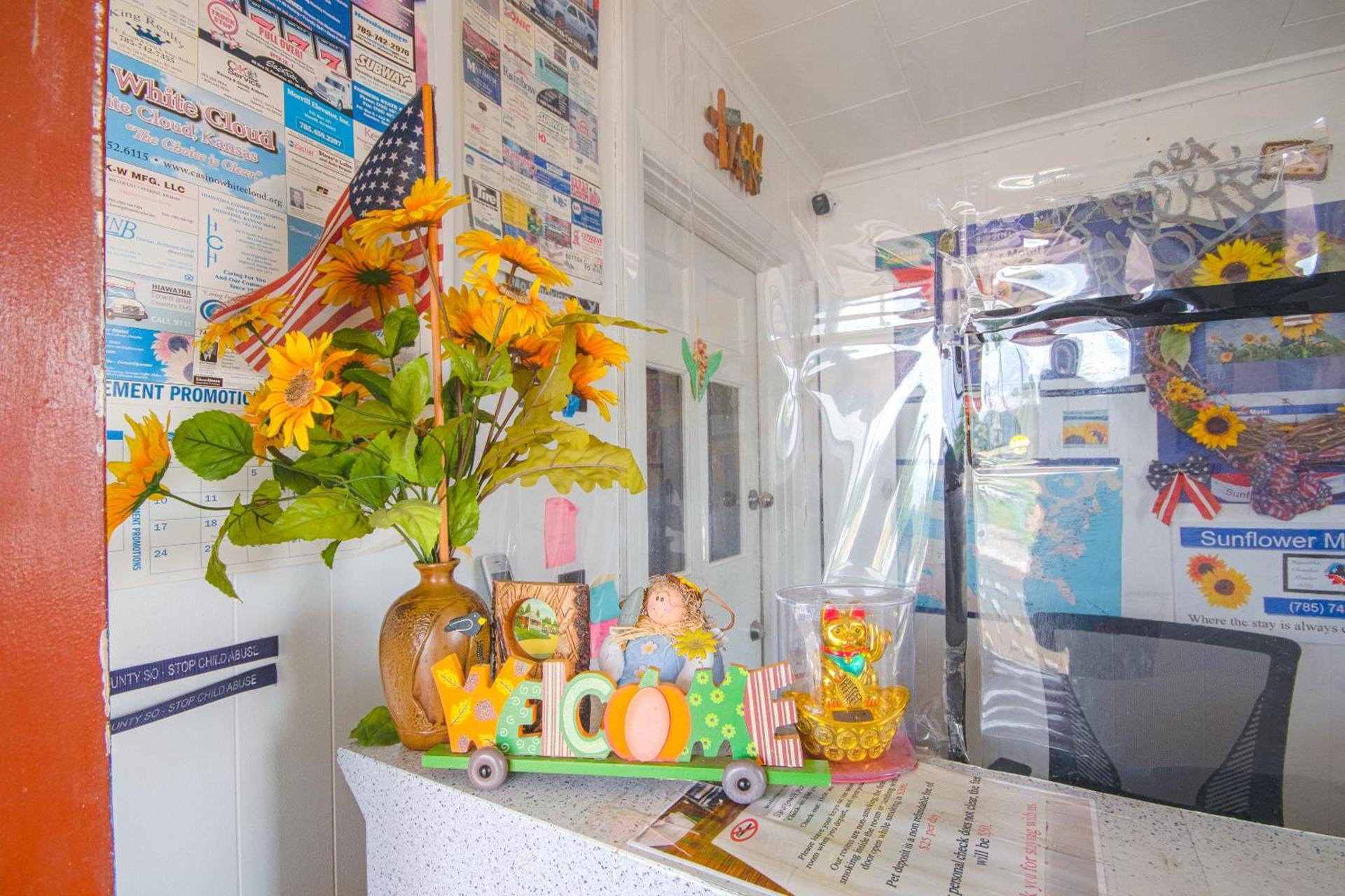 Sunflower Motel Hiawatha By OYO photo 13