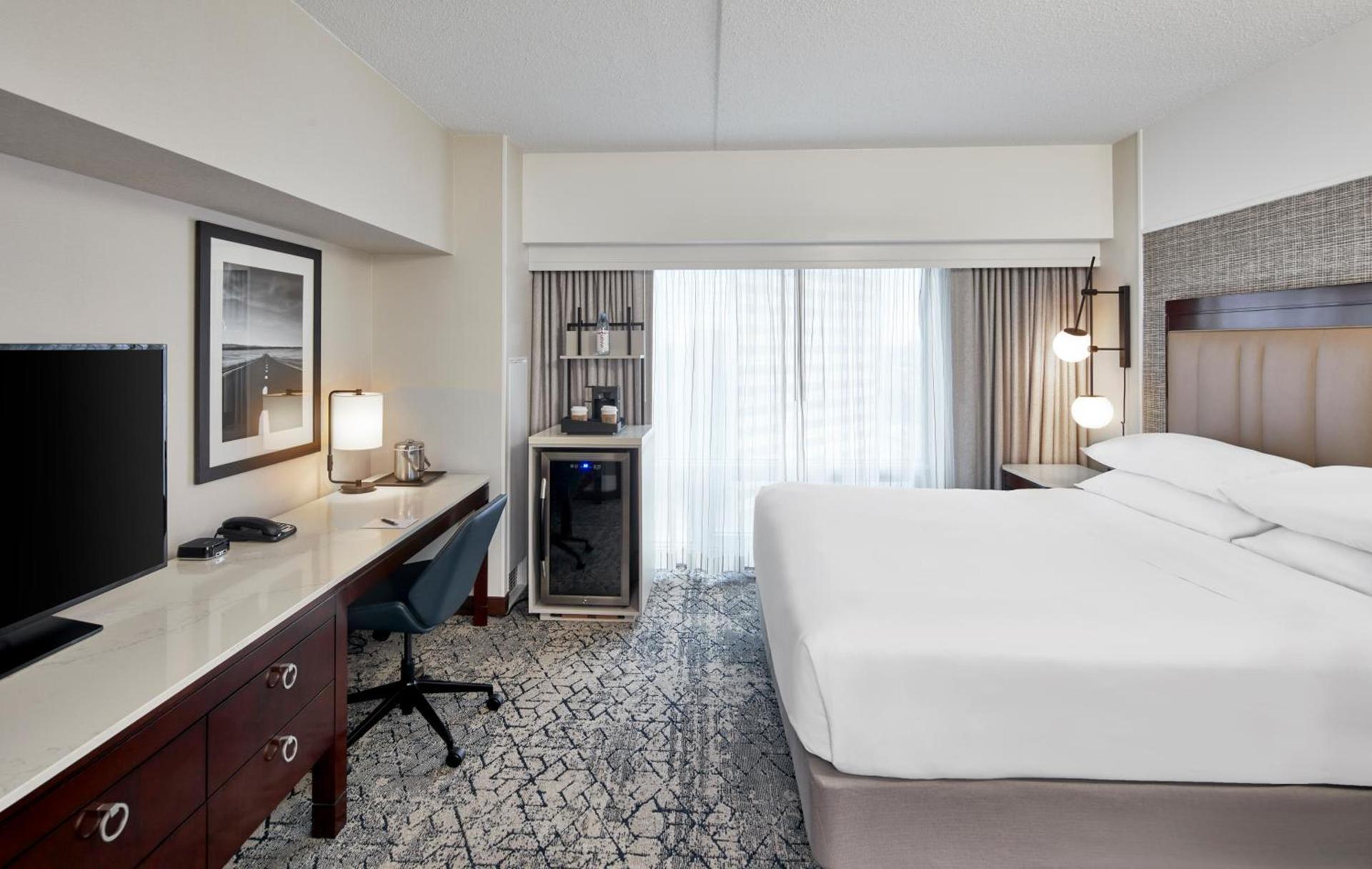 Sheraton Indianapolis Hotel at Keystone Crossing photo 59