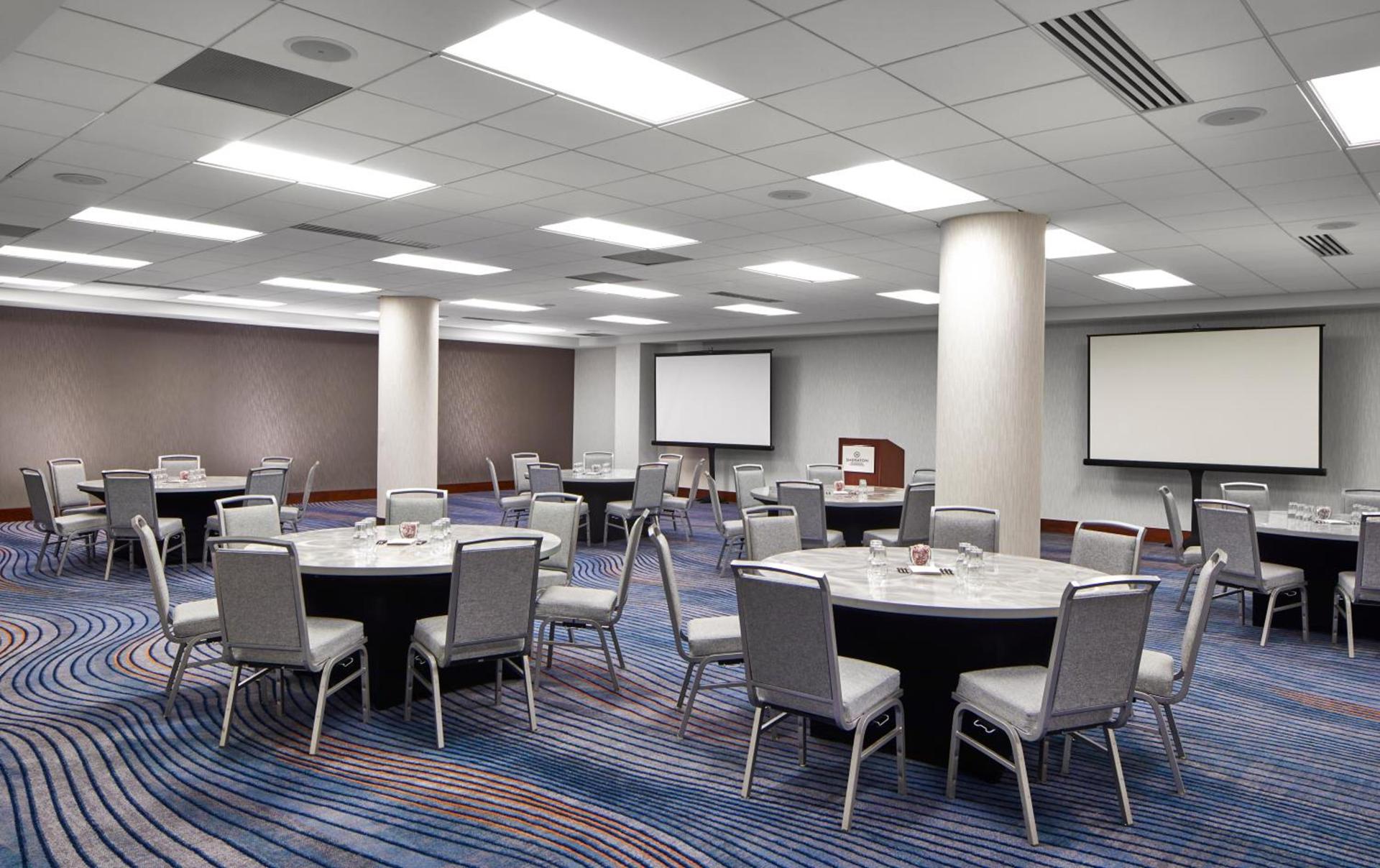 Sheraton Indianapolis Hotel at Keystone Crossing photo 68