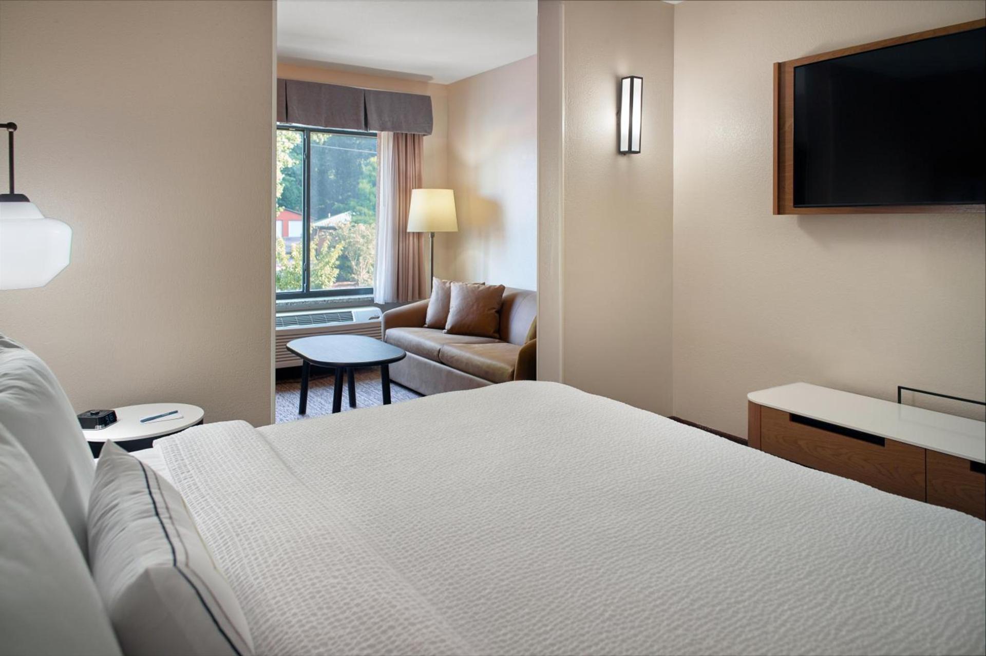 Fairfield Inn & Suites by Marriott Asheville Airport/Fletcher photo 26