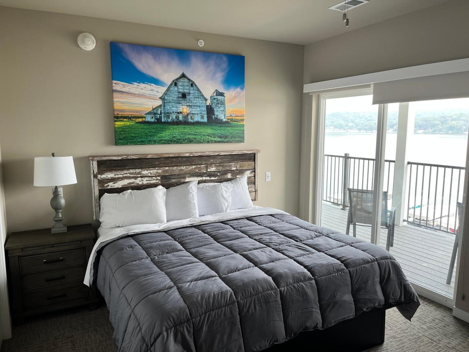 Luckys Lodge photo 35
