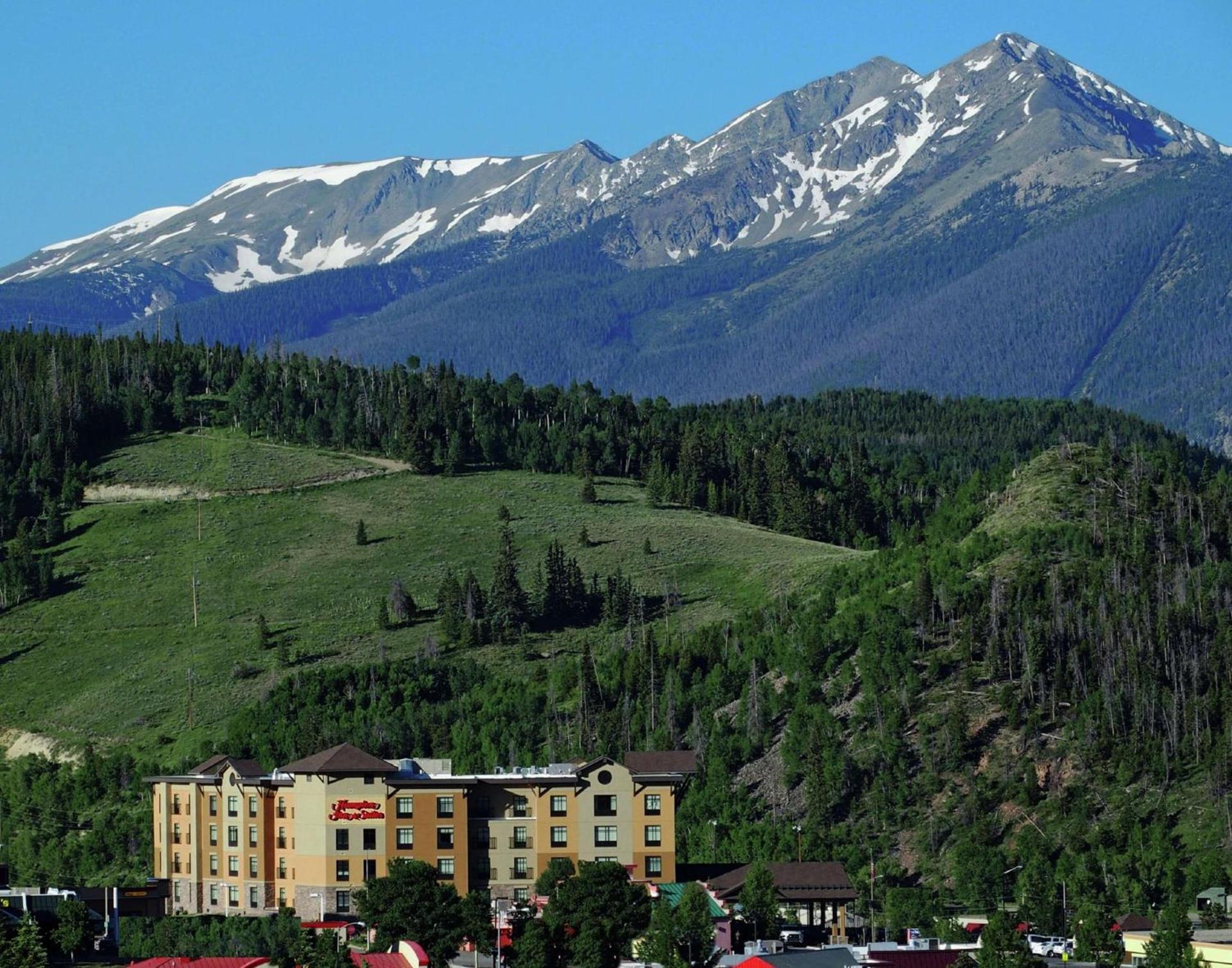 Hampton Inn & Suites Silverthorne photo 2