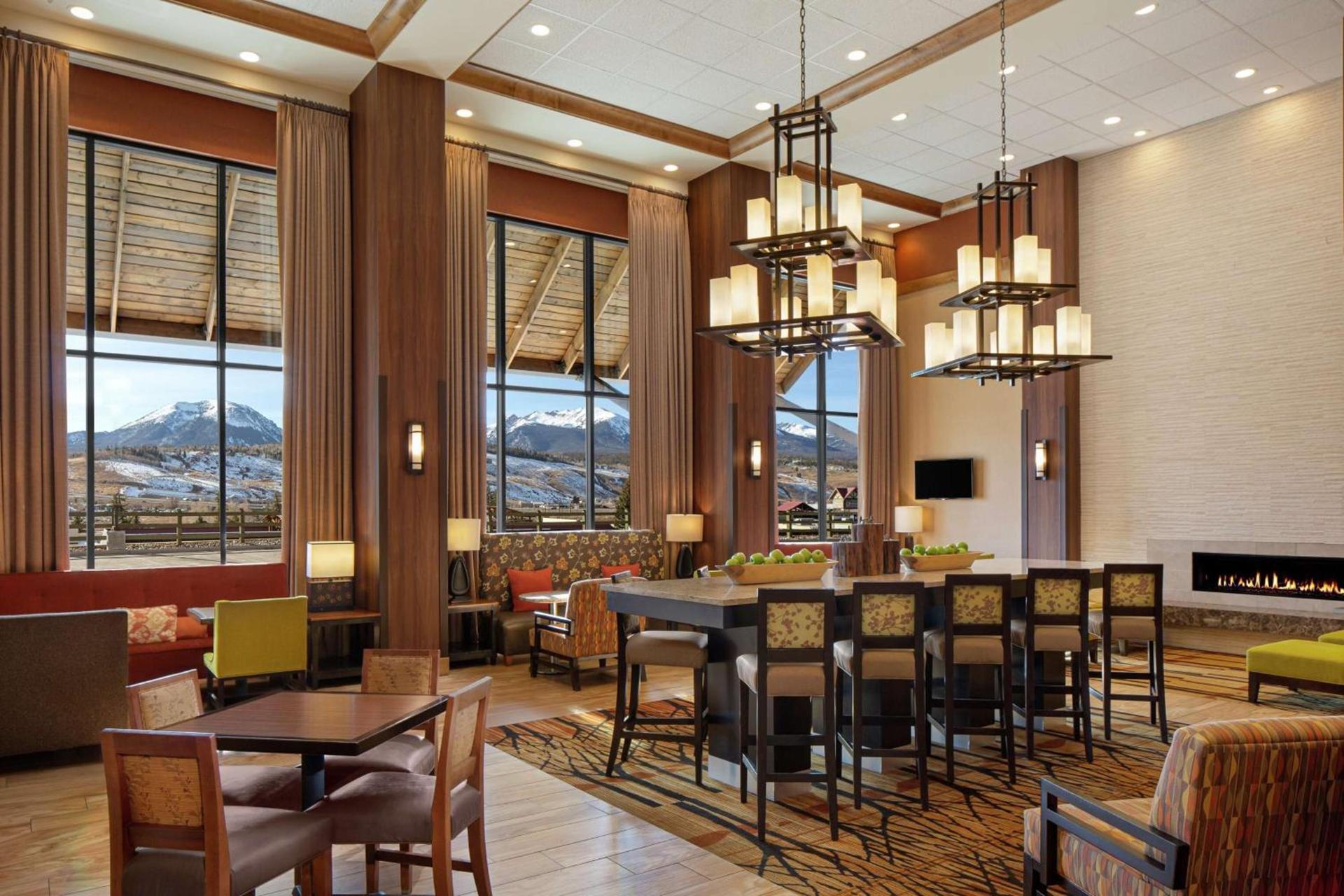 Hampton Inn & Suites Silverthorne photo 7