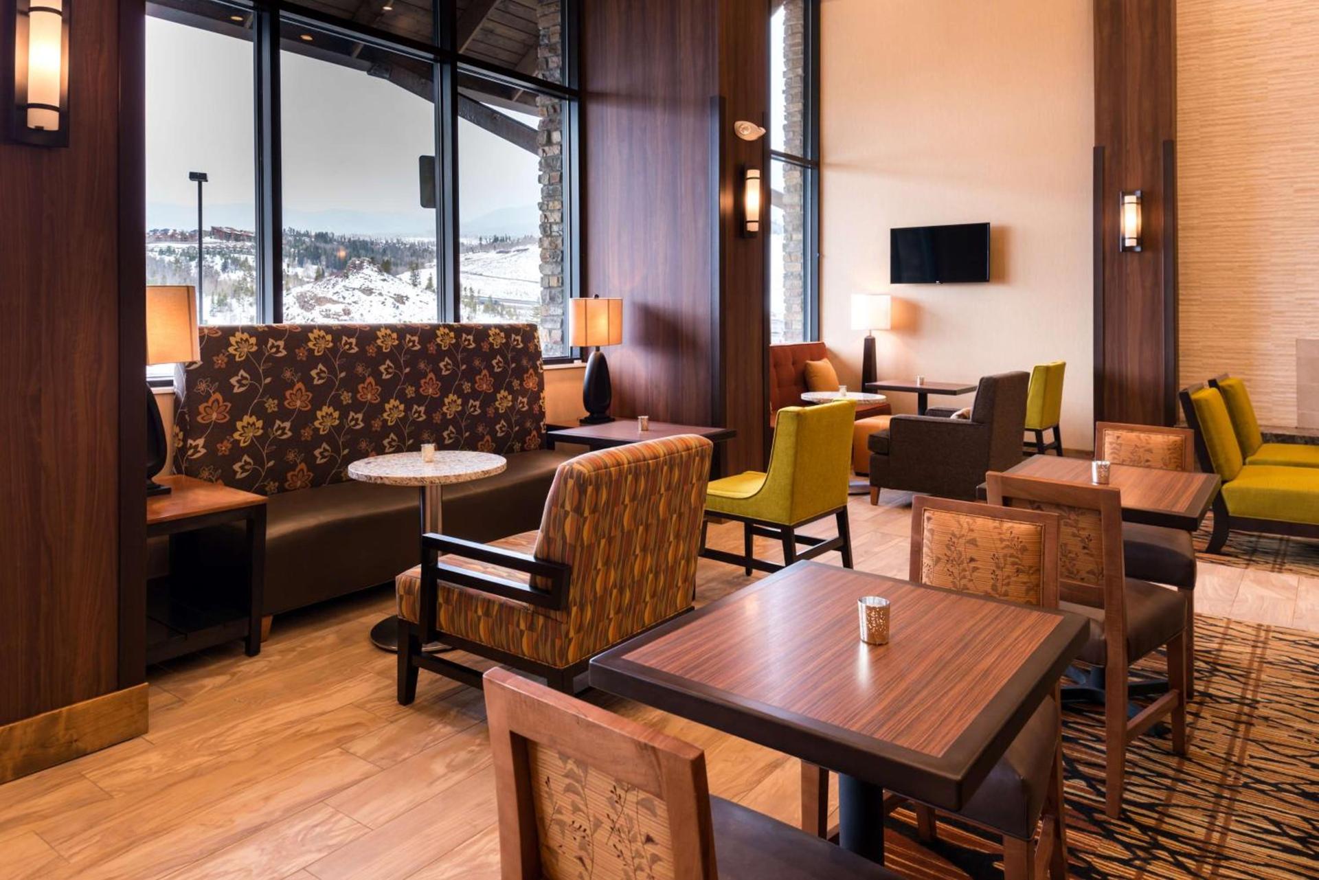 Hampton Inn & Suites Silverthorne photo 15