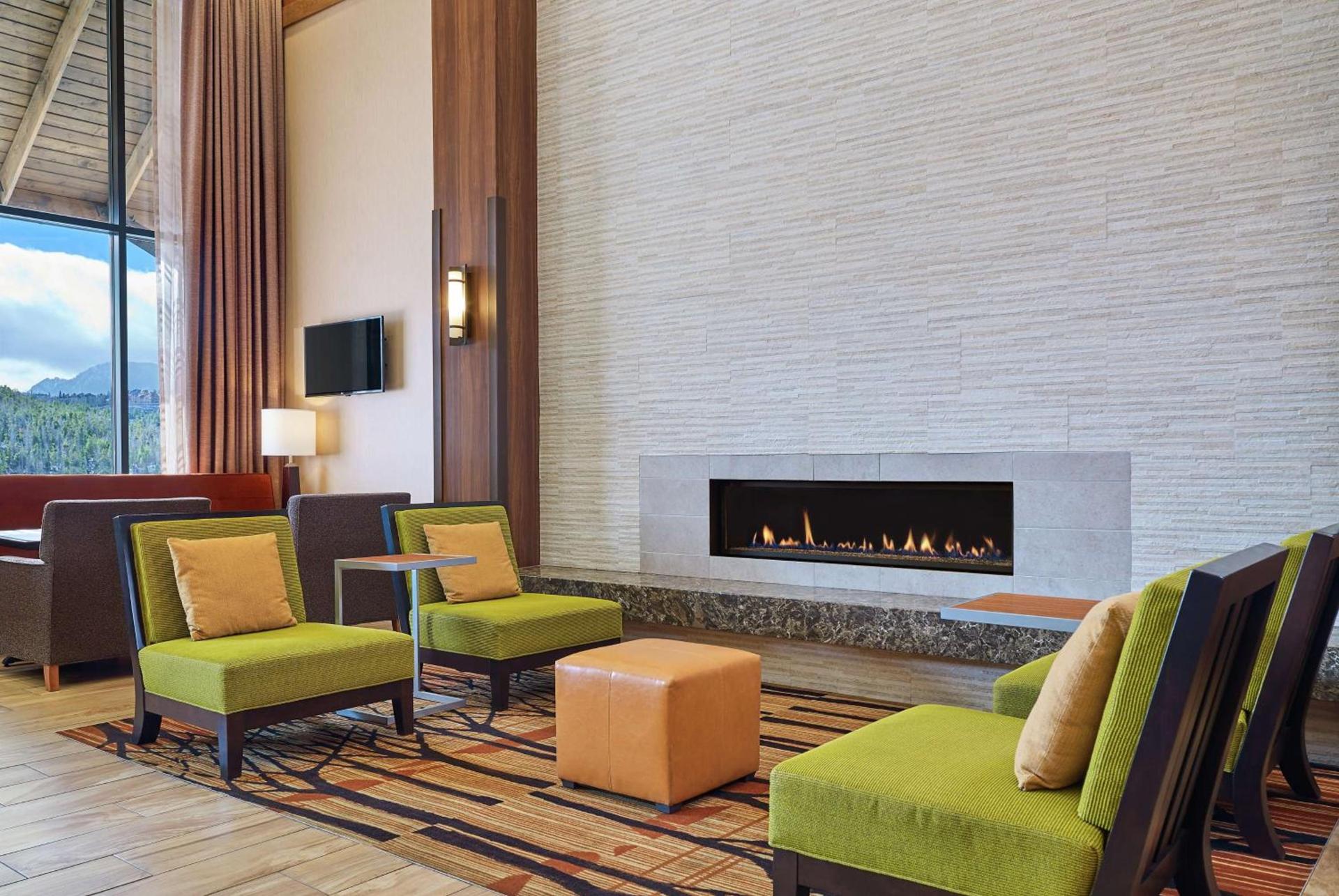 Hampton Inn & Suites Silverthorne photo 8
