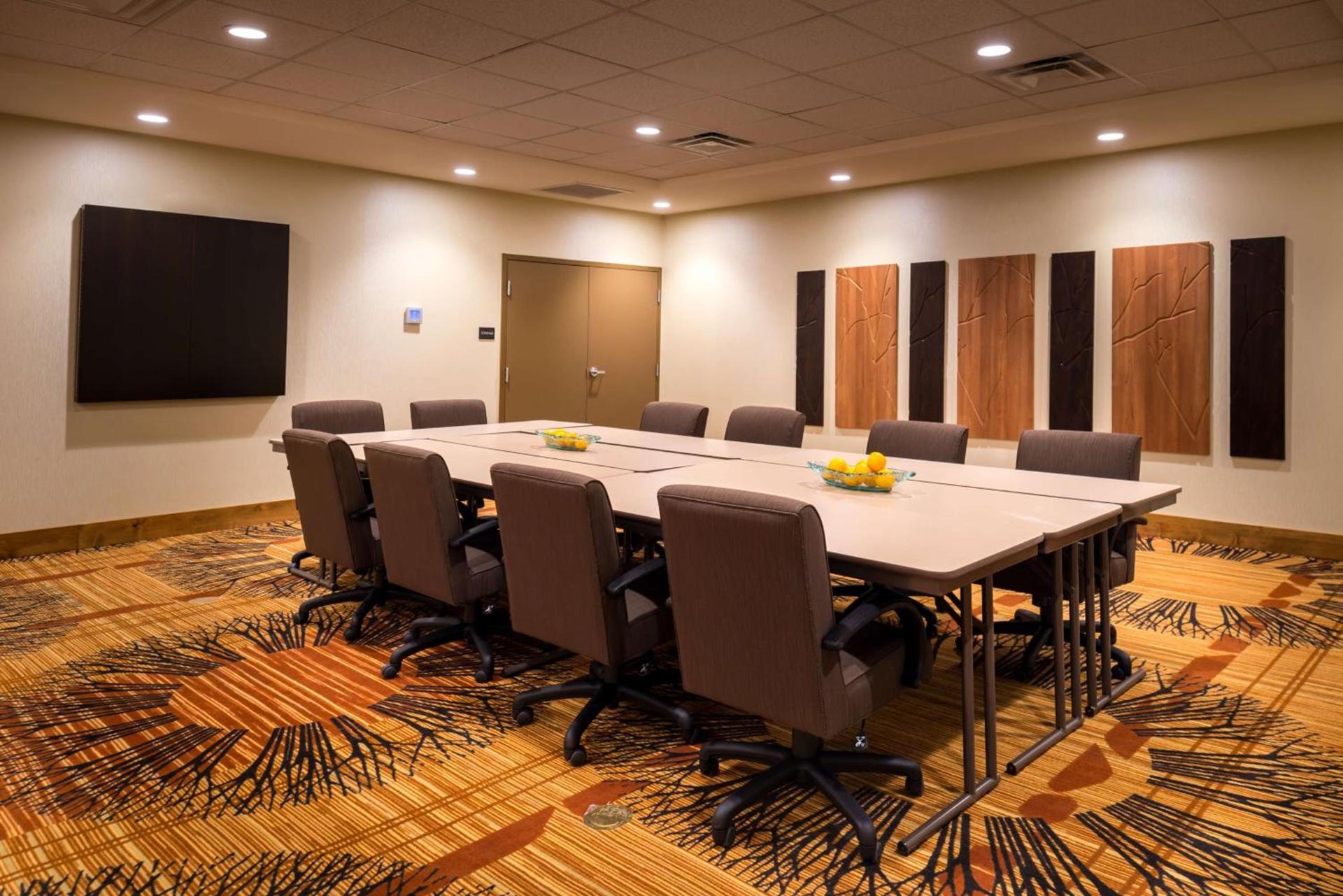 Hampton Inn & Suites Silverthorne photo 57