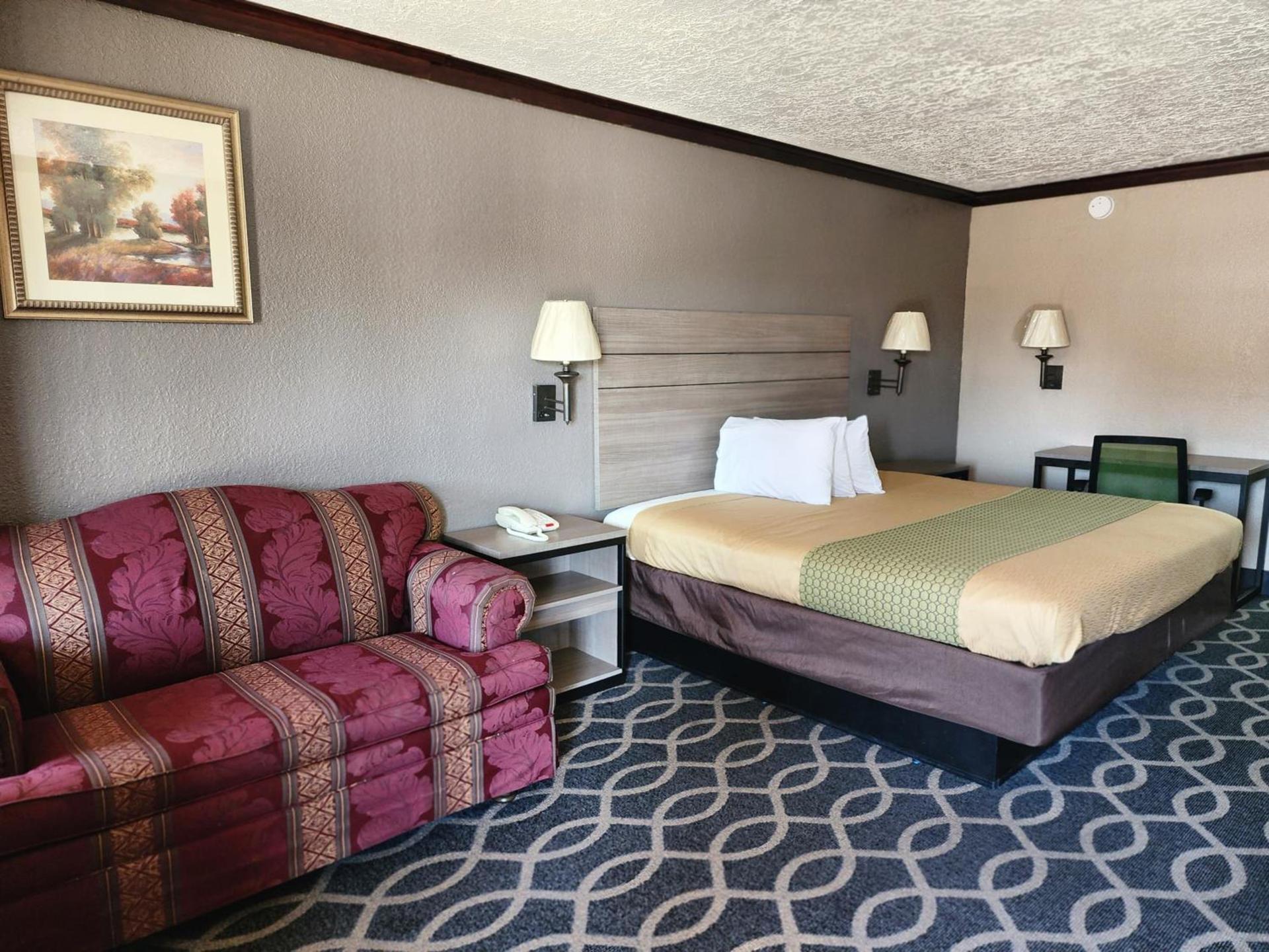 Executive inn photo 20
