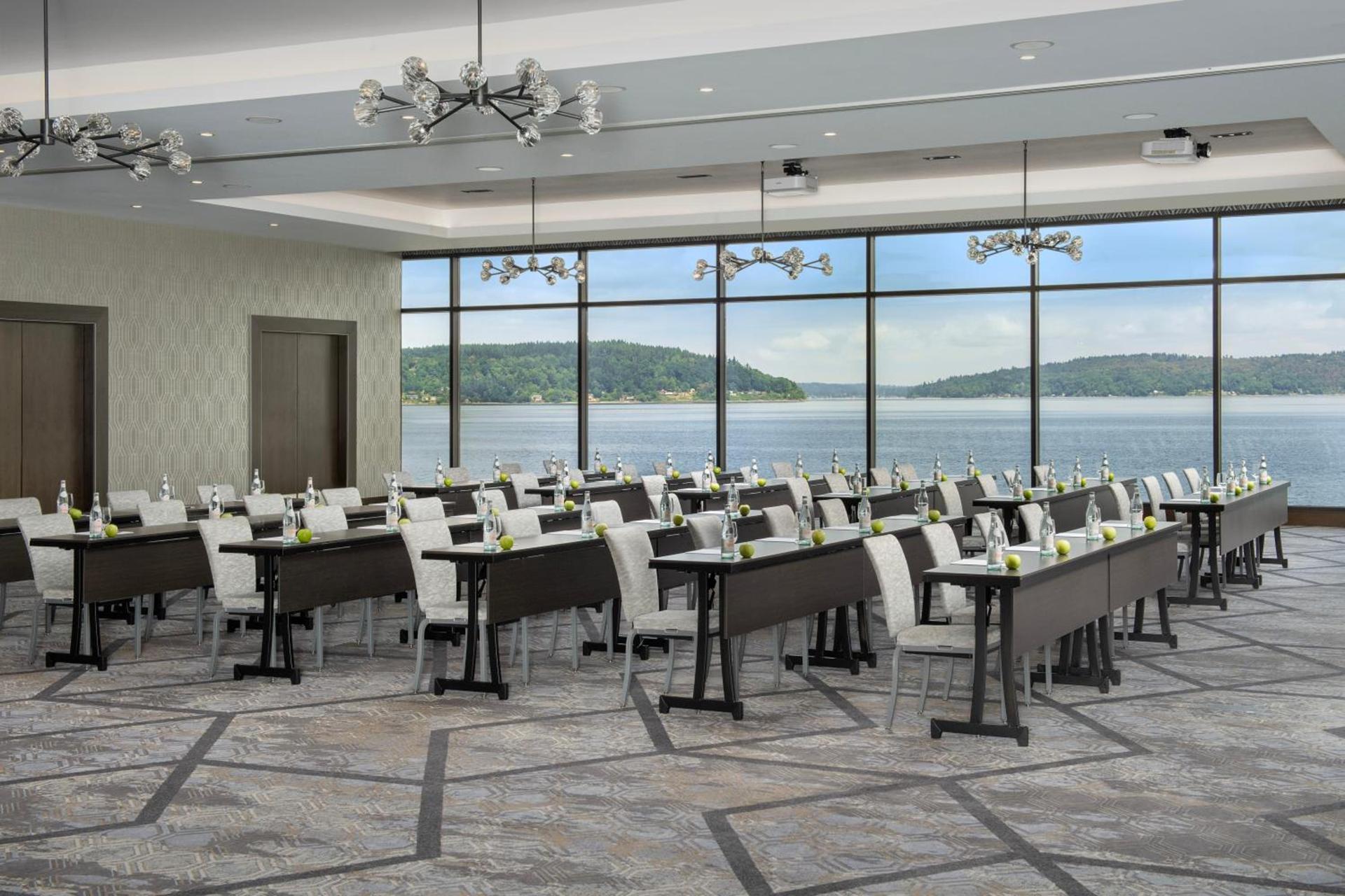 Silver Cloud Hotel Tacoma at Point Ruston Waterfront photo 37