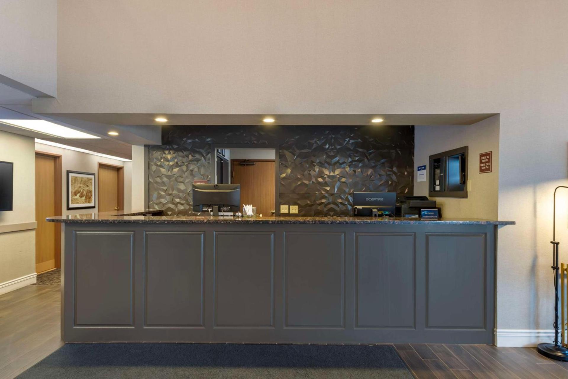 Best Western Spooner Riverplace photo 10