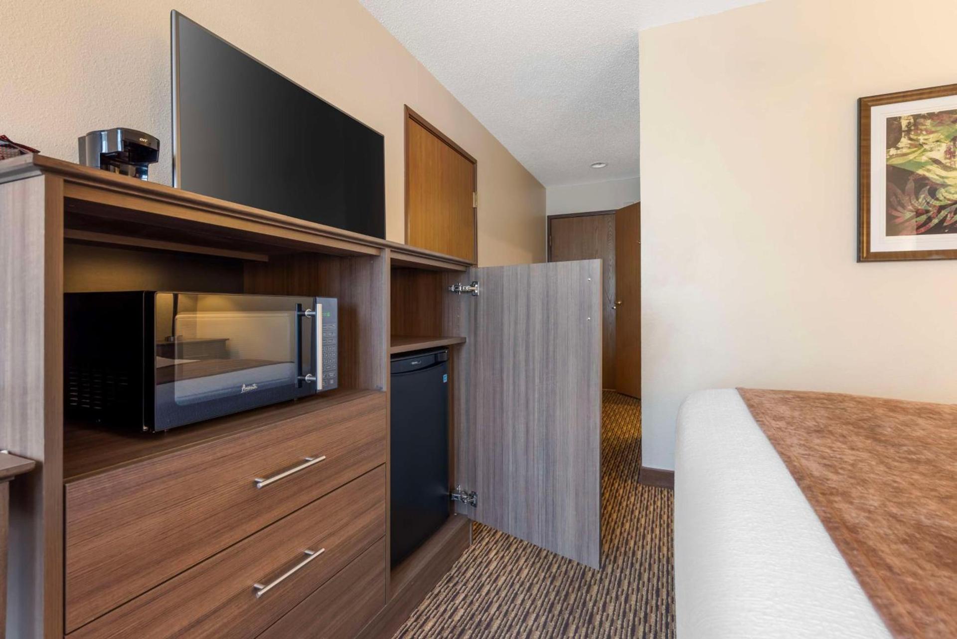 Best Western Spooner Riverplace photo 15