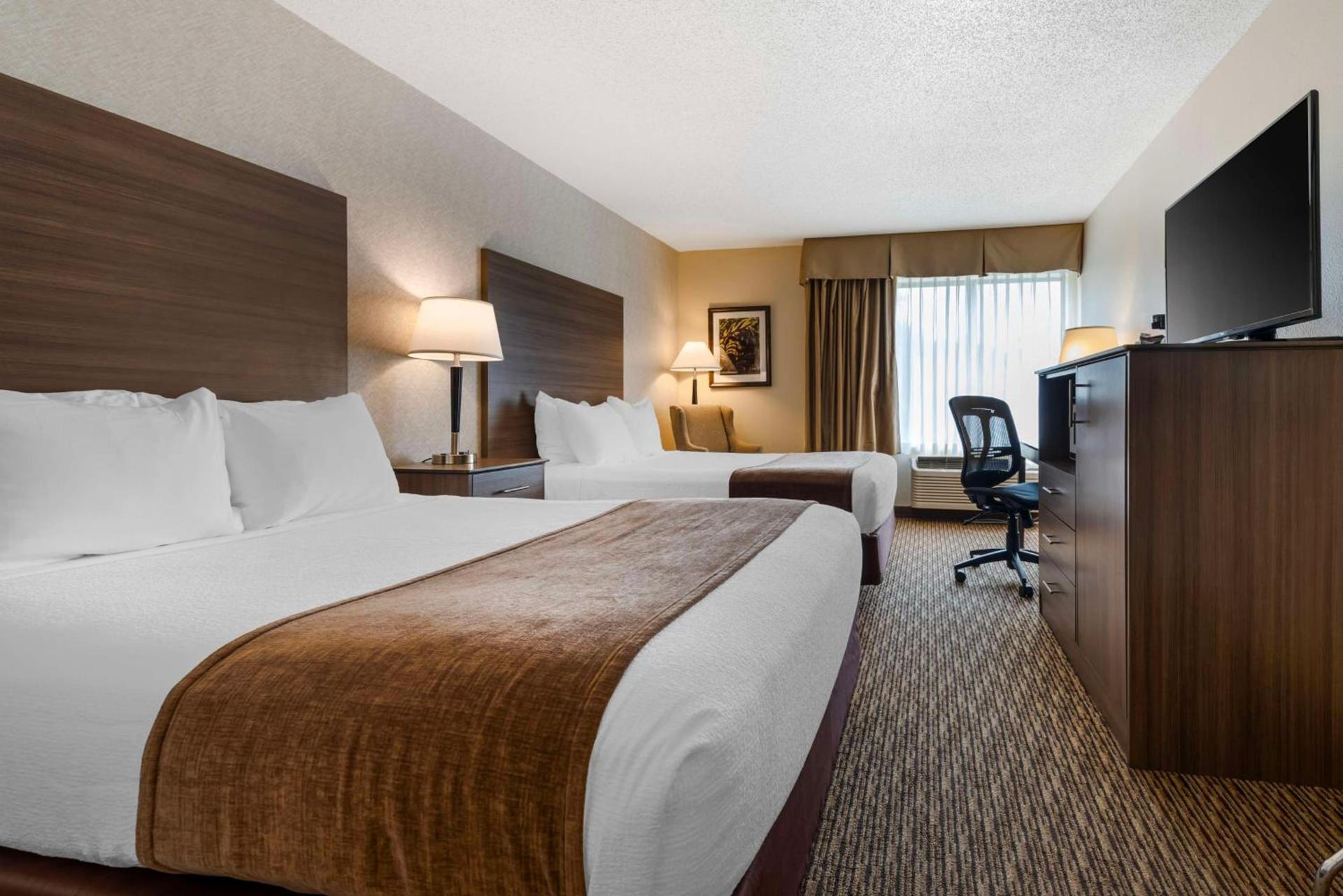 Best Western Spooner Riverplace photo 17