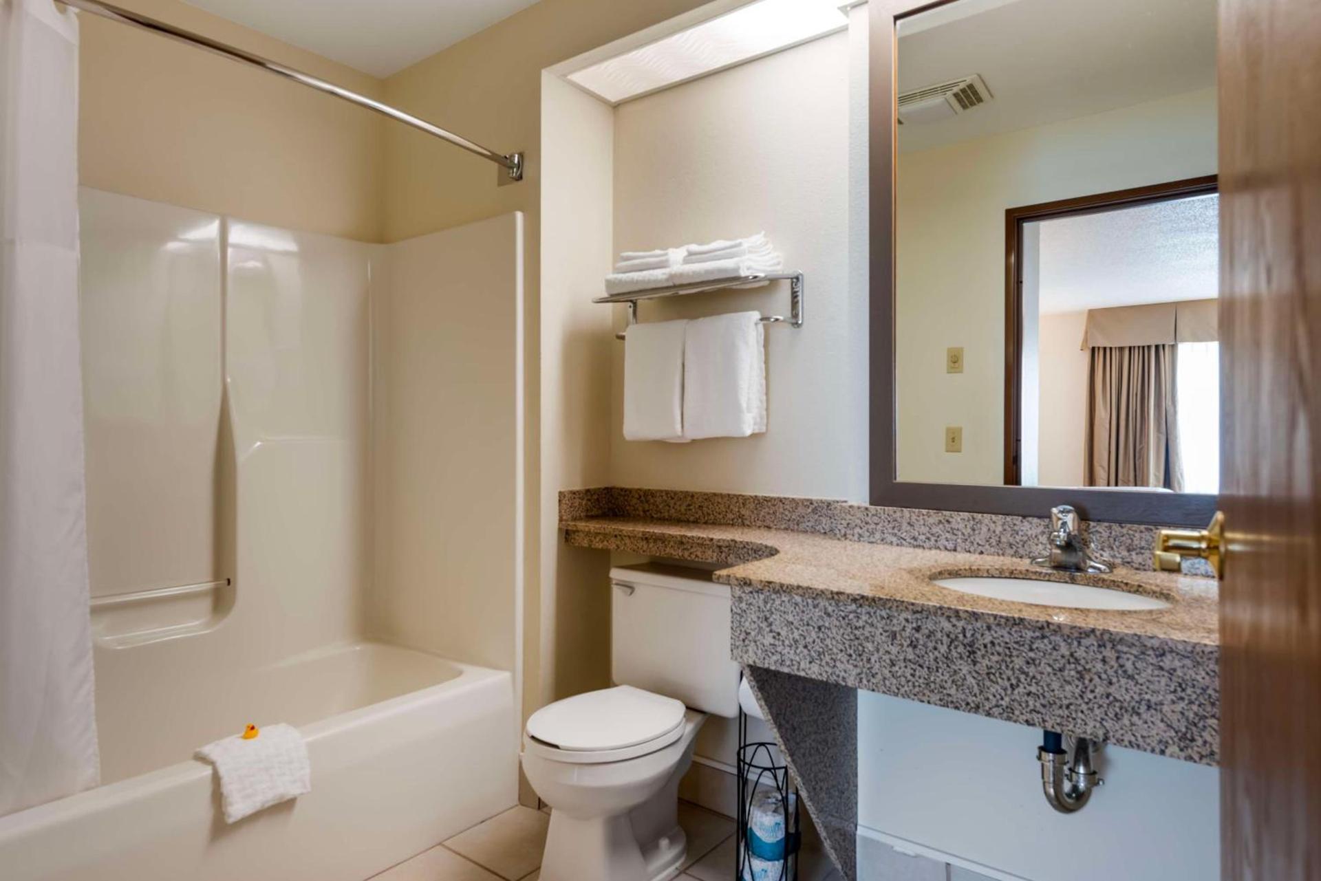 Best Western Spooner Riverplace photo 28