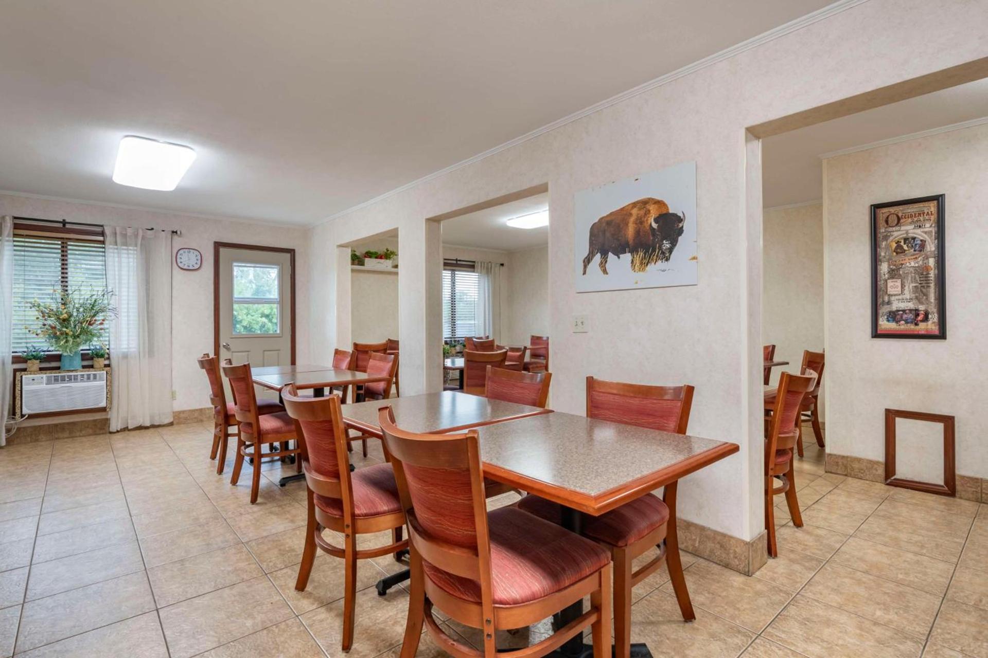 SureStay Plus Hotel by Best Western Buffalo photo 31