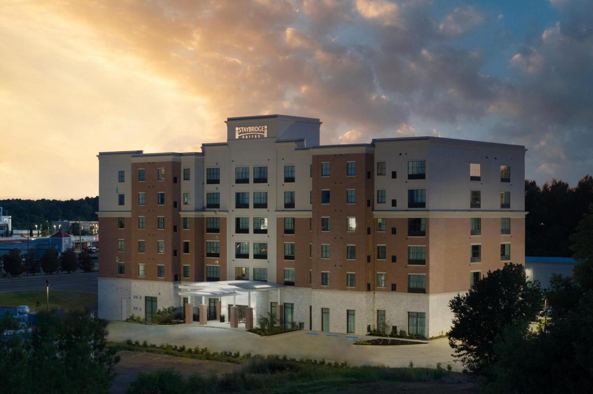 Staybridge Suites - Flowood - NW Jackson by IHG — hotel in Flowood
