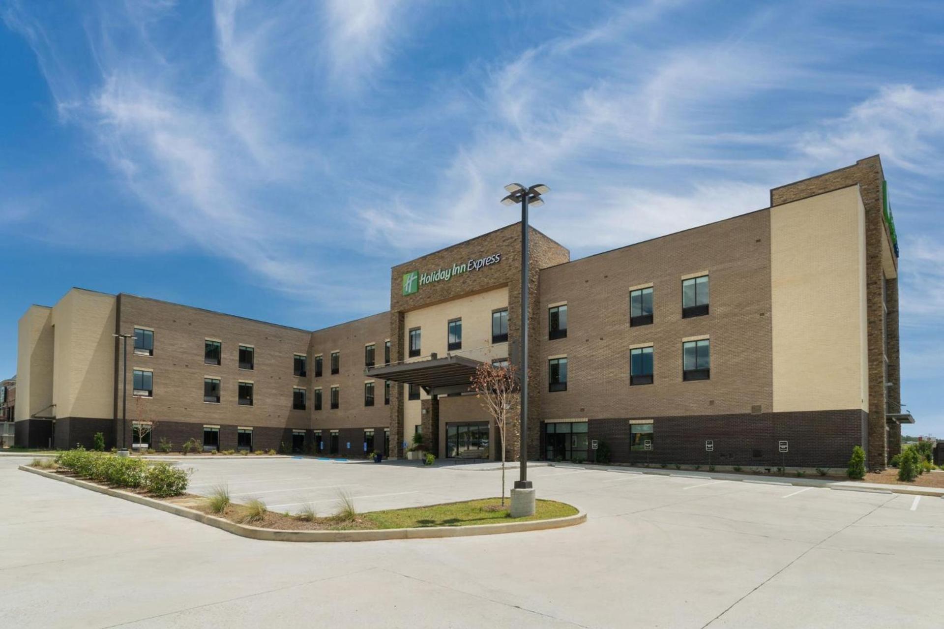 Holiday Inn Express - Hattiesburg West - Univ Area photo 52