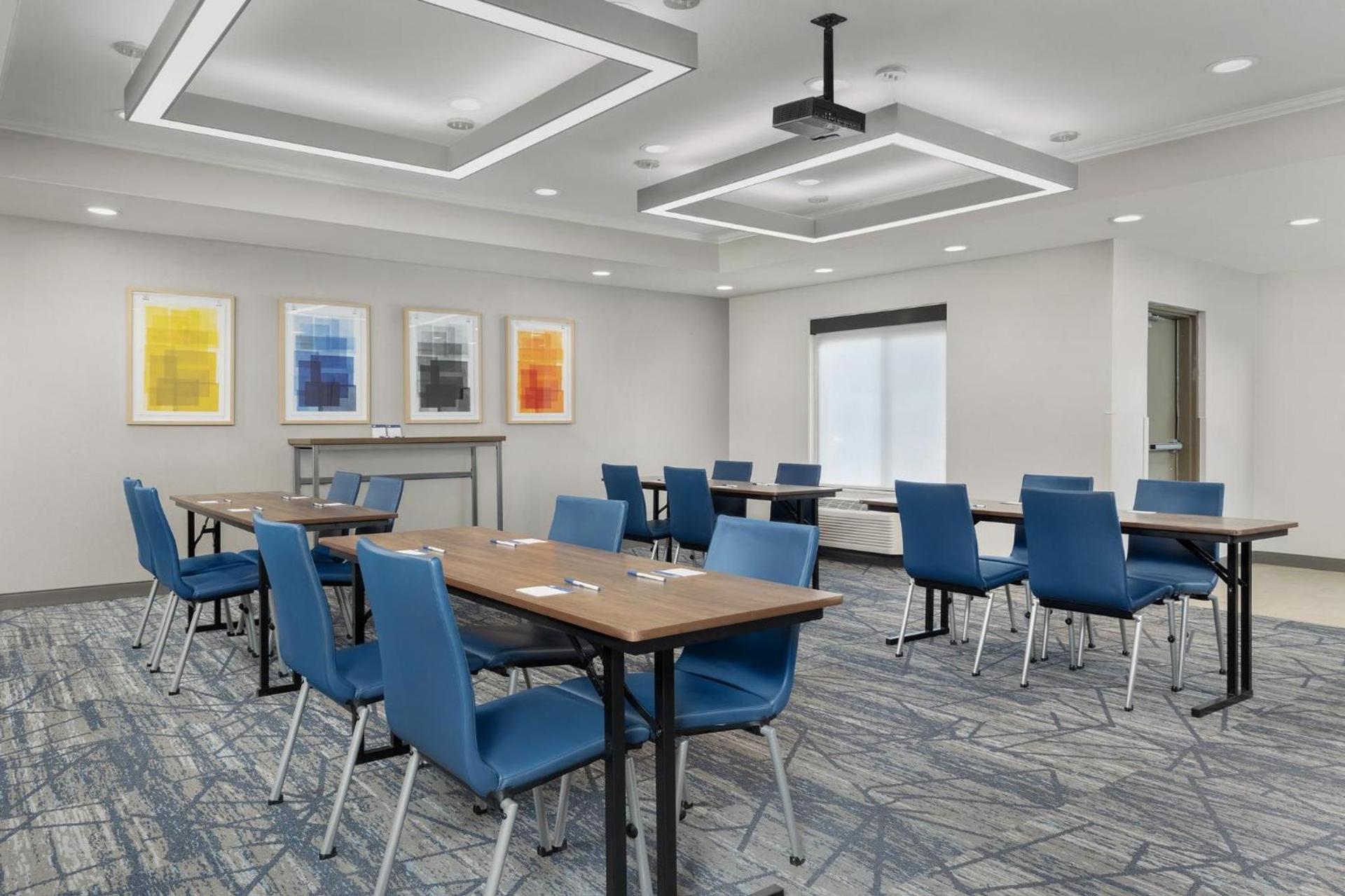 Holiday Inn Express & Suites Superior by IHG photo 58