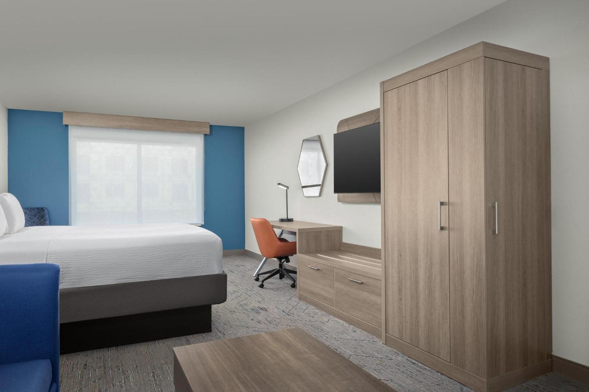 Holiday Inn Express & Suites Superior by IHG photo 65