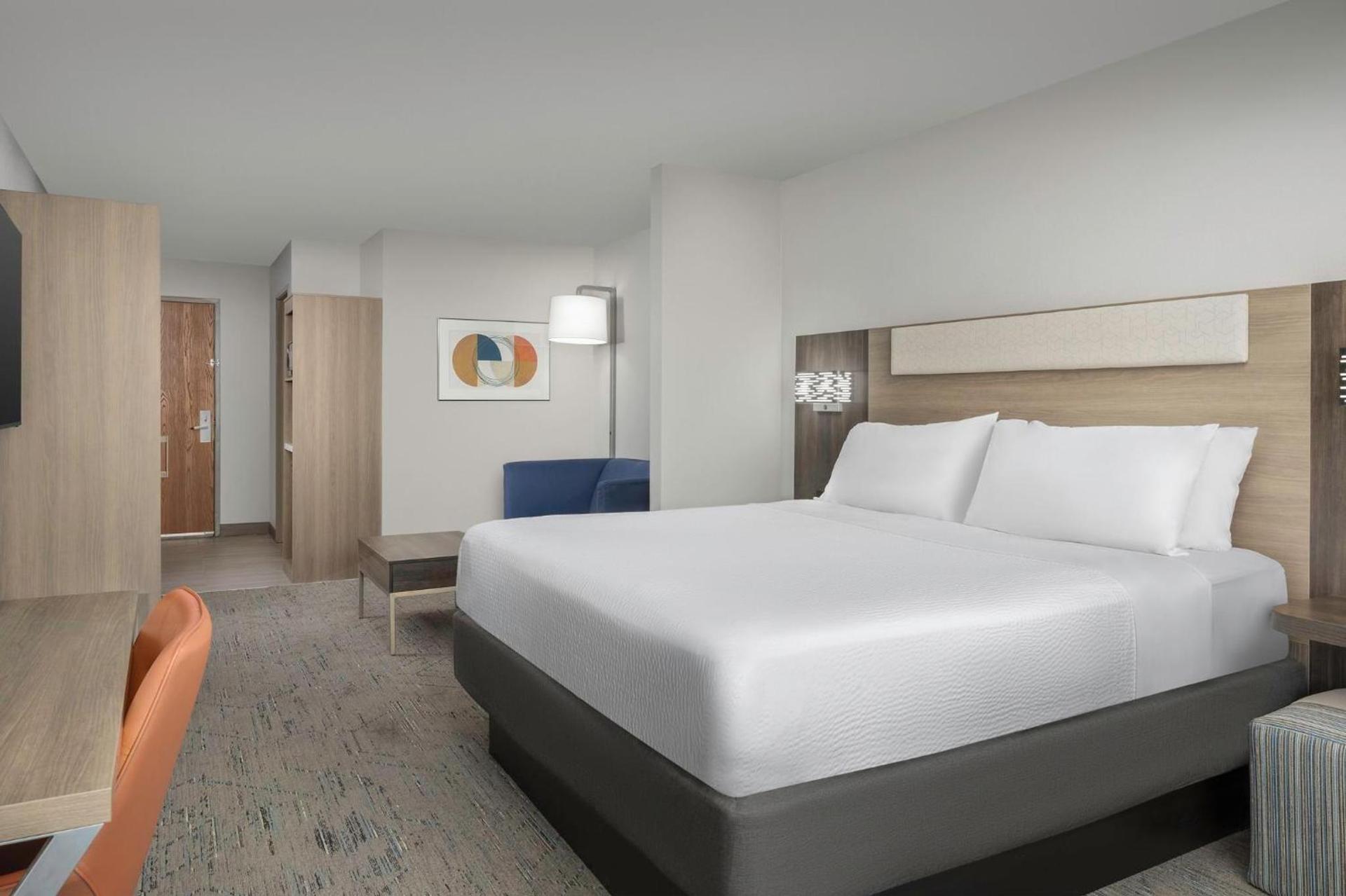 Holiday Inn Express & Suites Superior by IHG photo 71