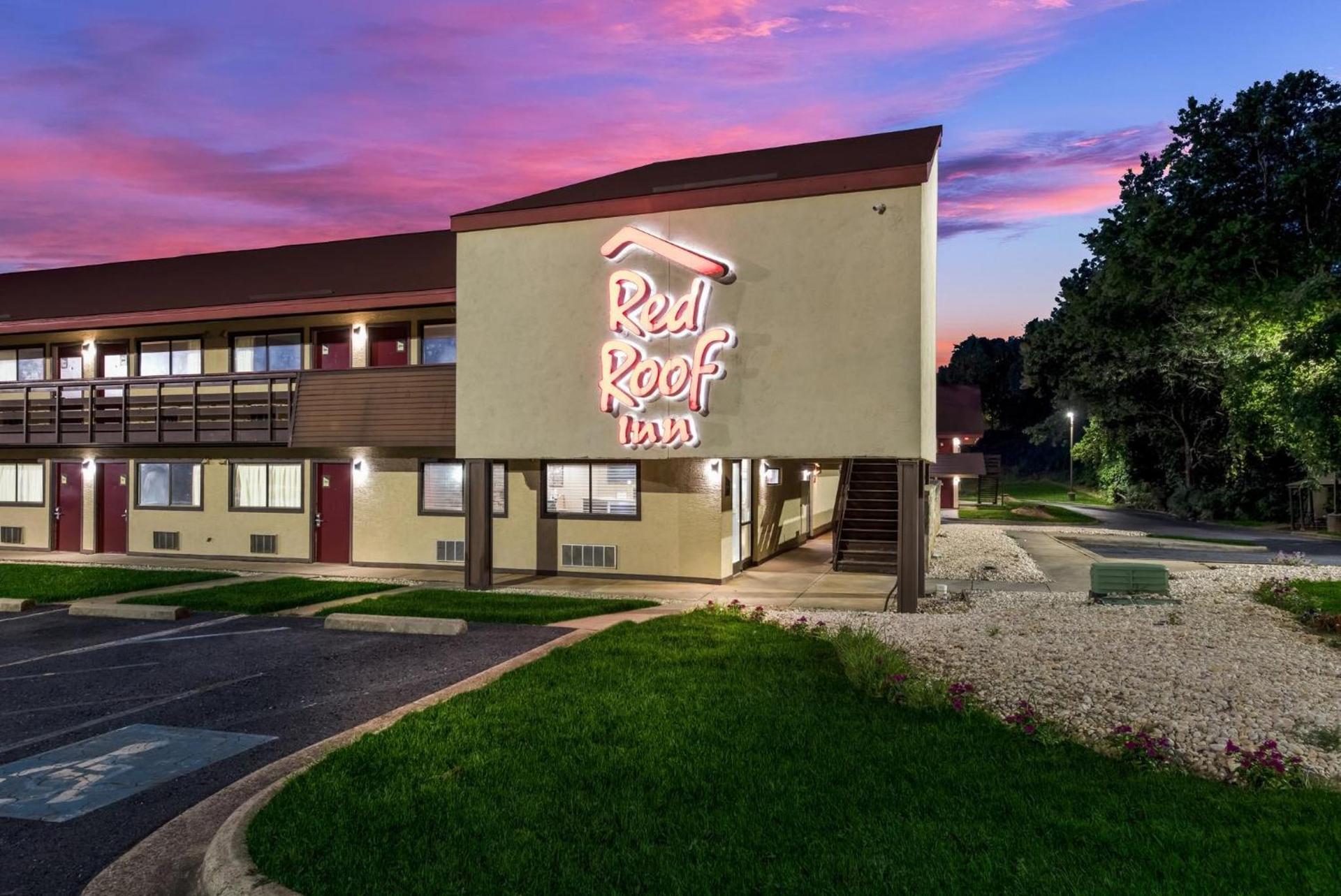 Red Roof Inn Hickory photo 4