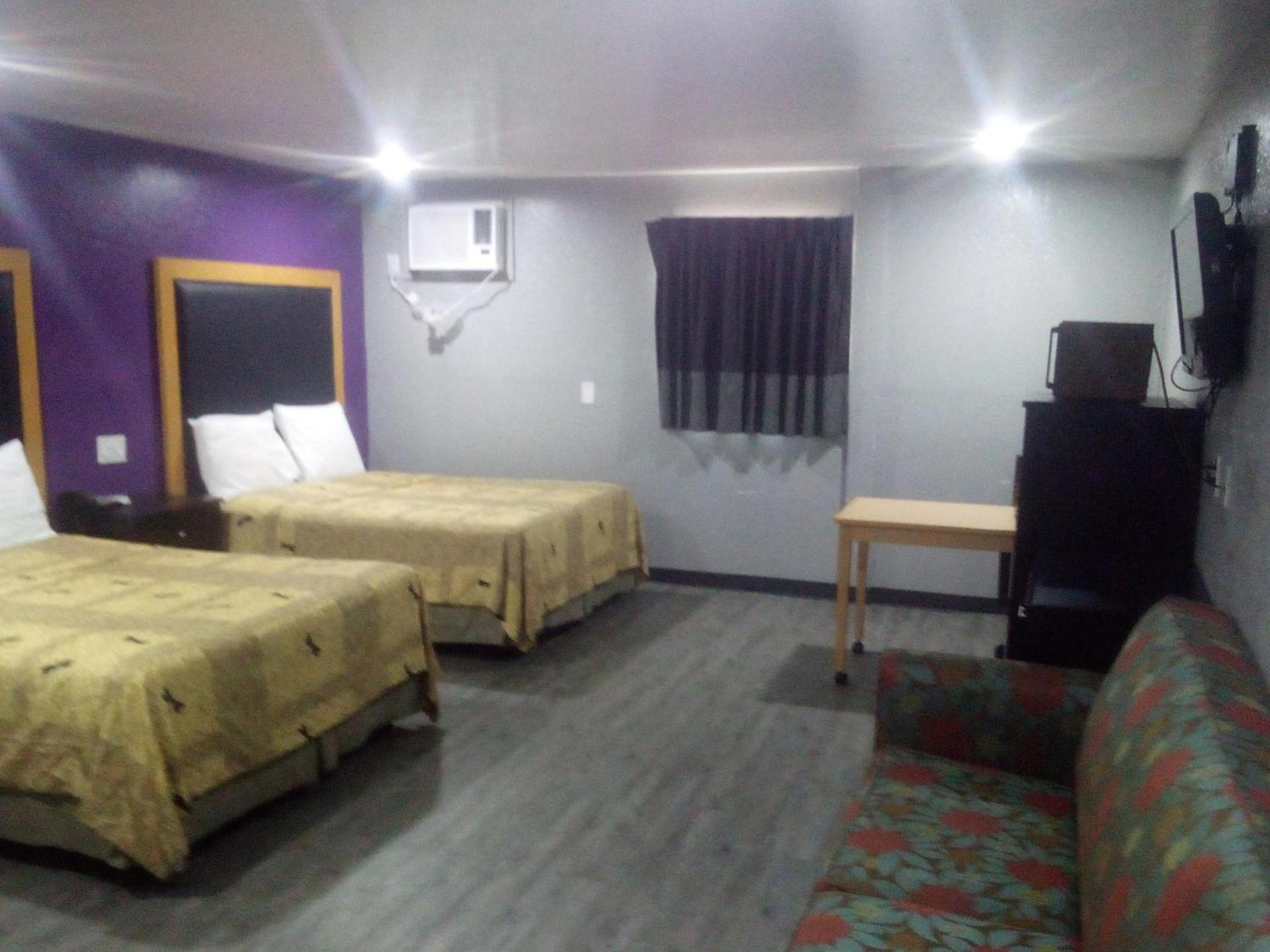 Coachman's Inn & Suites photo 3