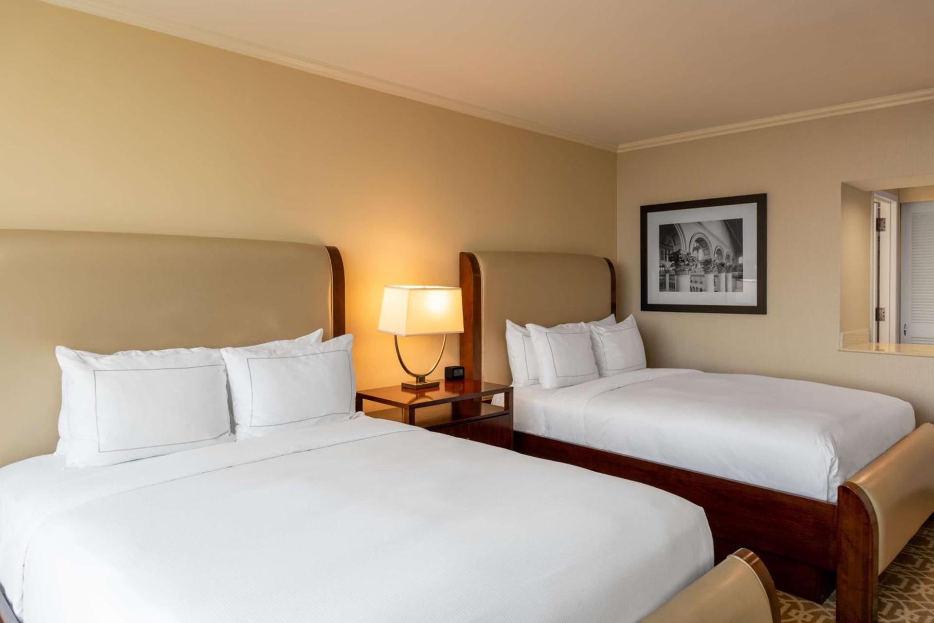 Hilton Alexandria Mark Center photo 40