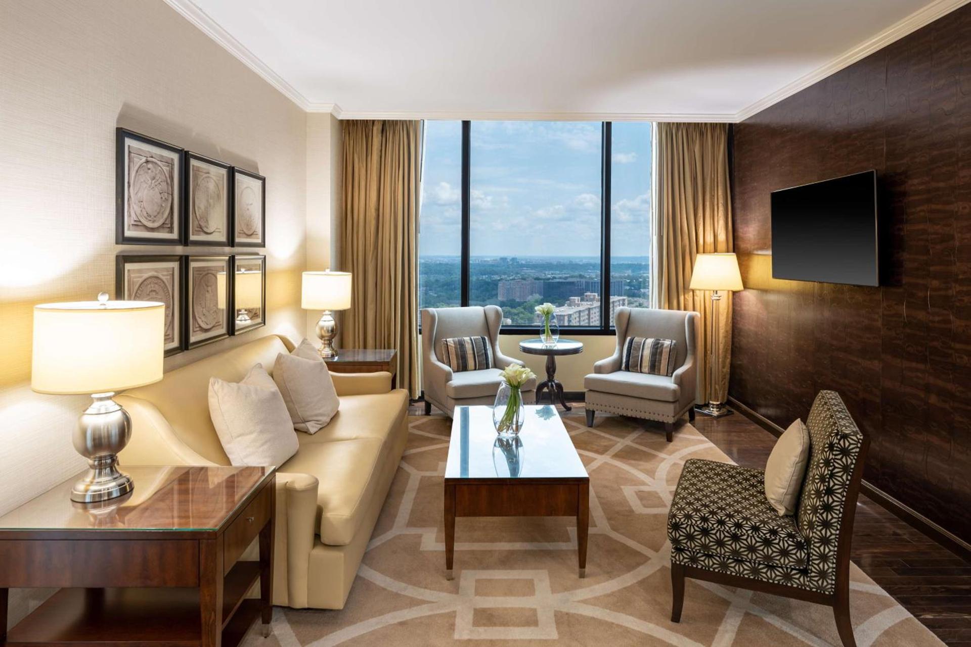 Hilton Alexandria Mark Center photo 43