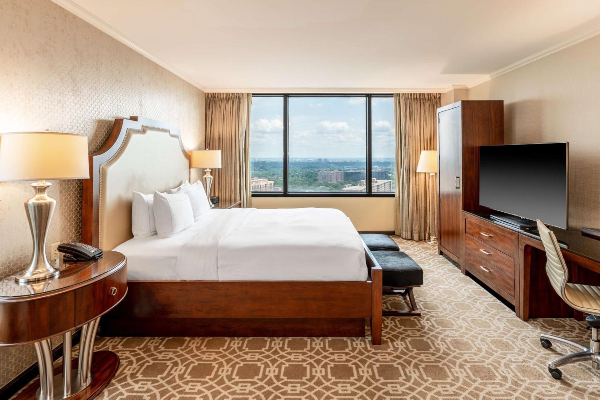 Hilton Alexandria Mark Center photo 44