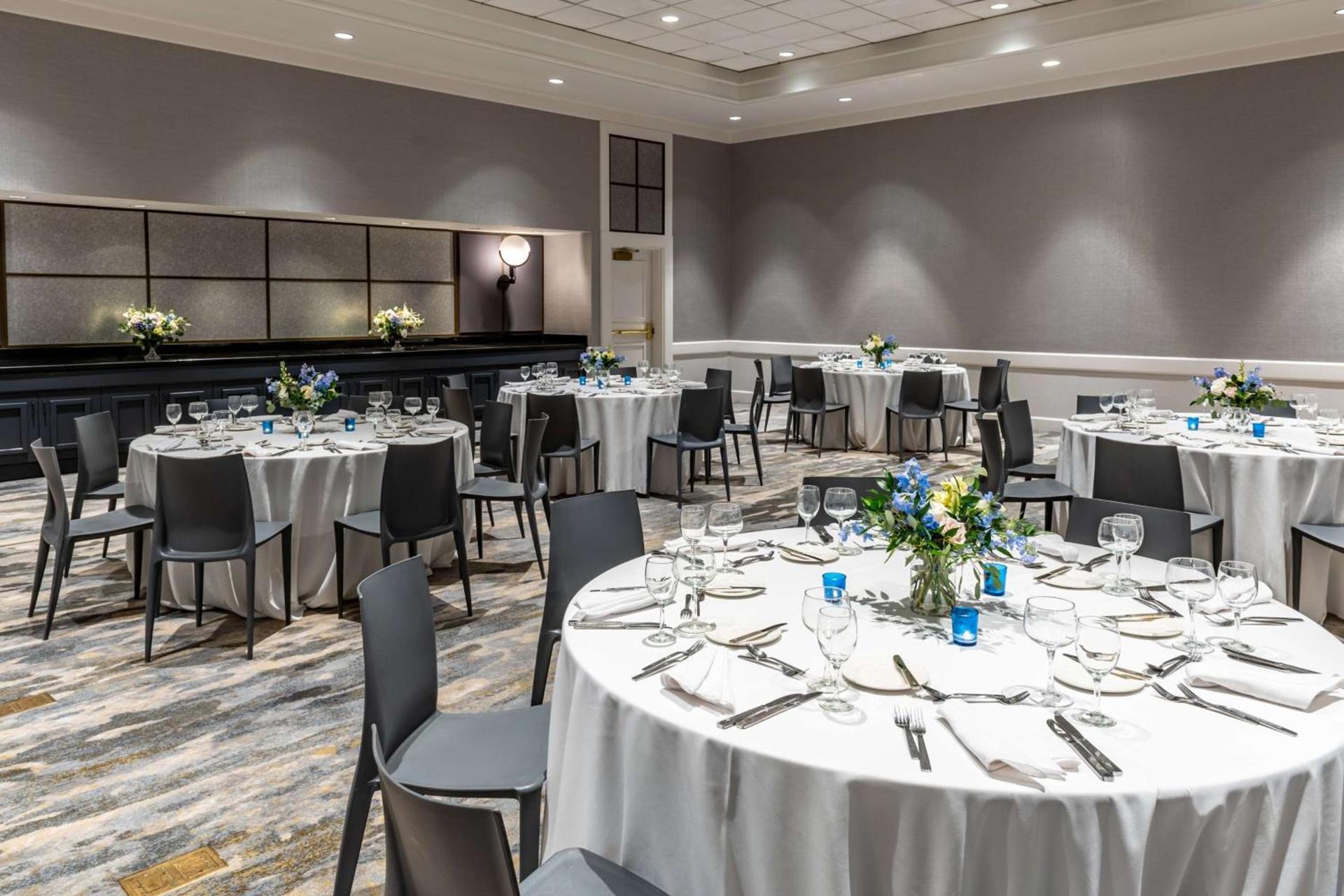 Hilton Alexandria Mark Center photo 90