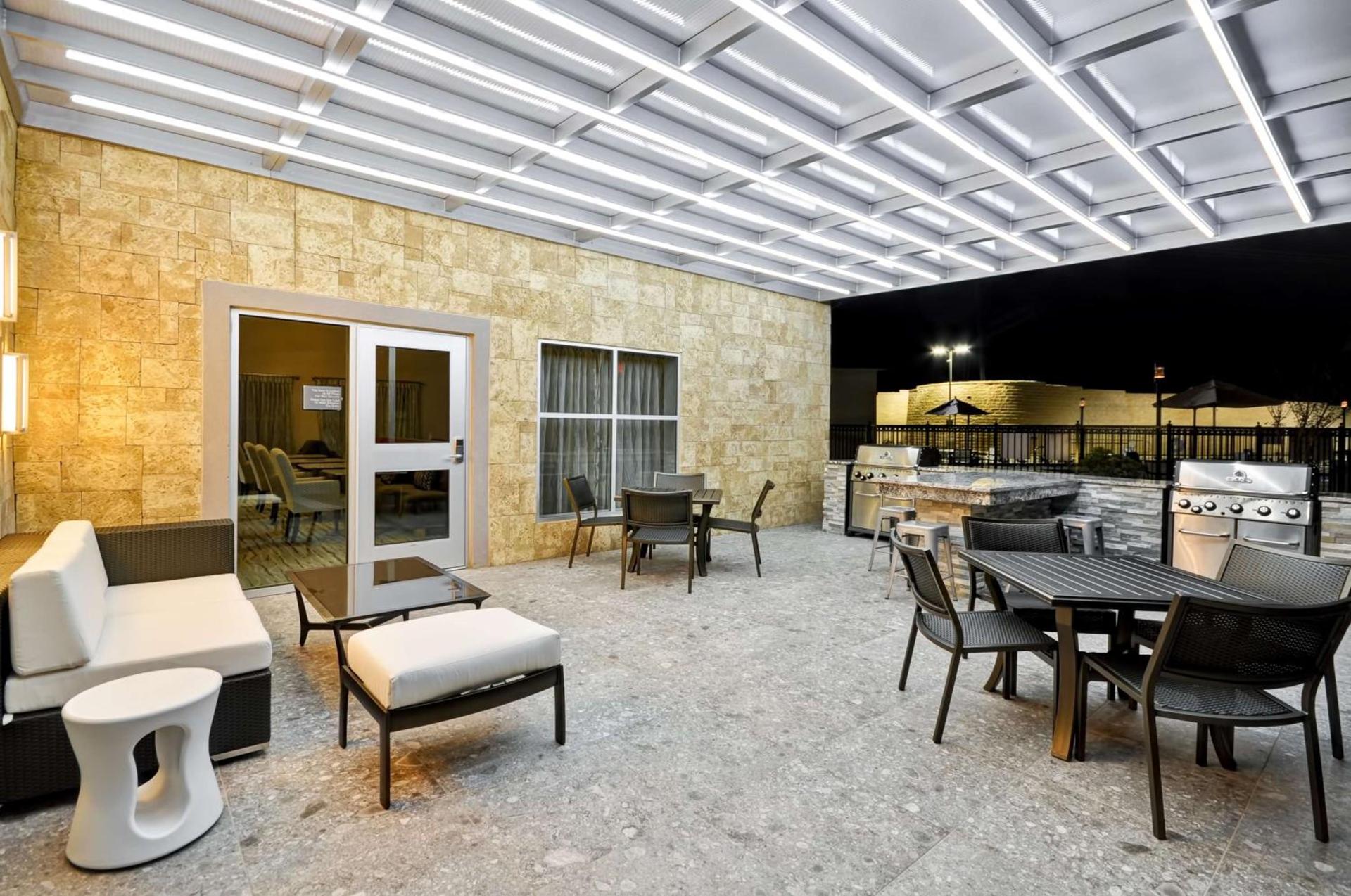 Homewood Suites by Hilton Tyler photo 2