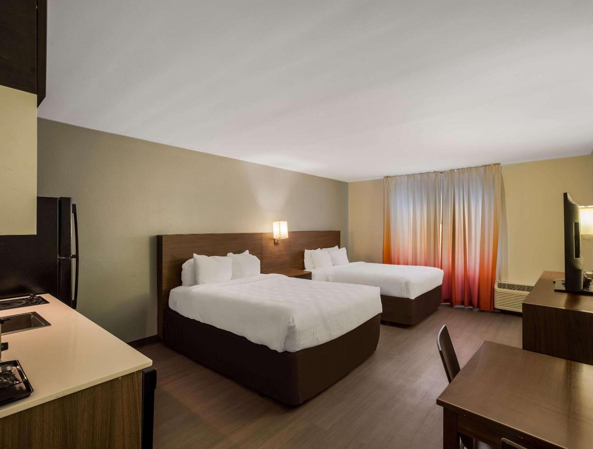 MainStay Suites Savannah Midtown photo 15