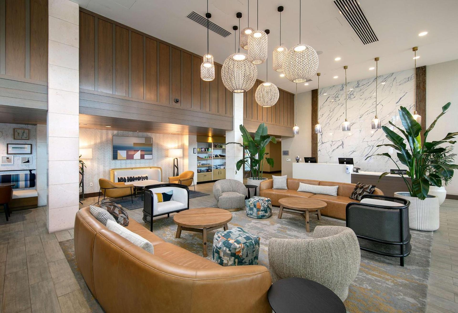 Inn at the Pier Pismo Beach, Curio Collection by Hilton photo 7
