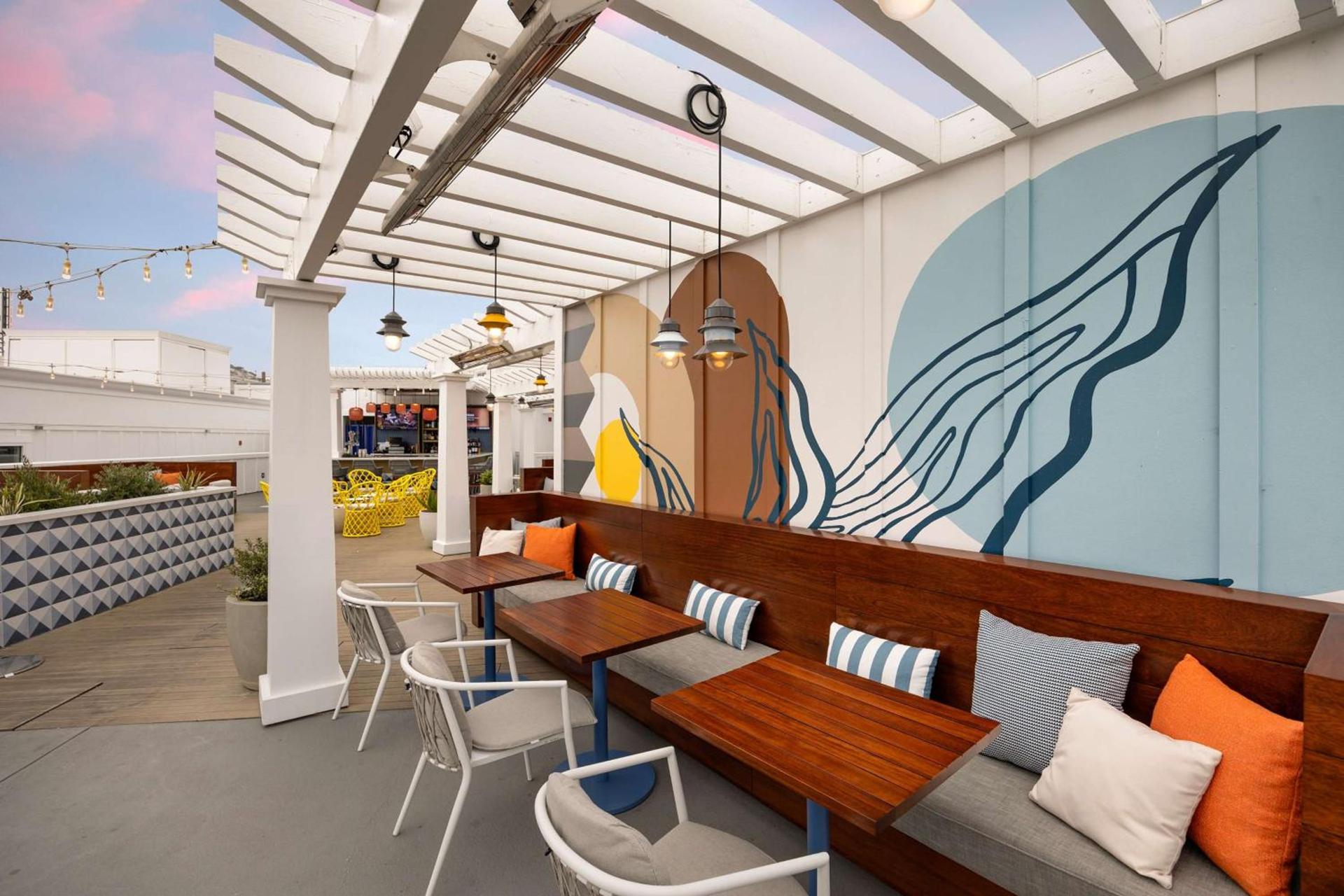Inn at the Pier Pismo Beach, Curio Collection by Hilton photo 15