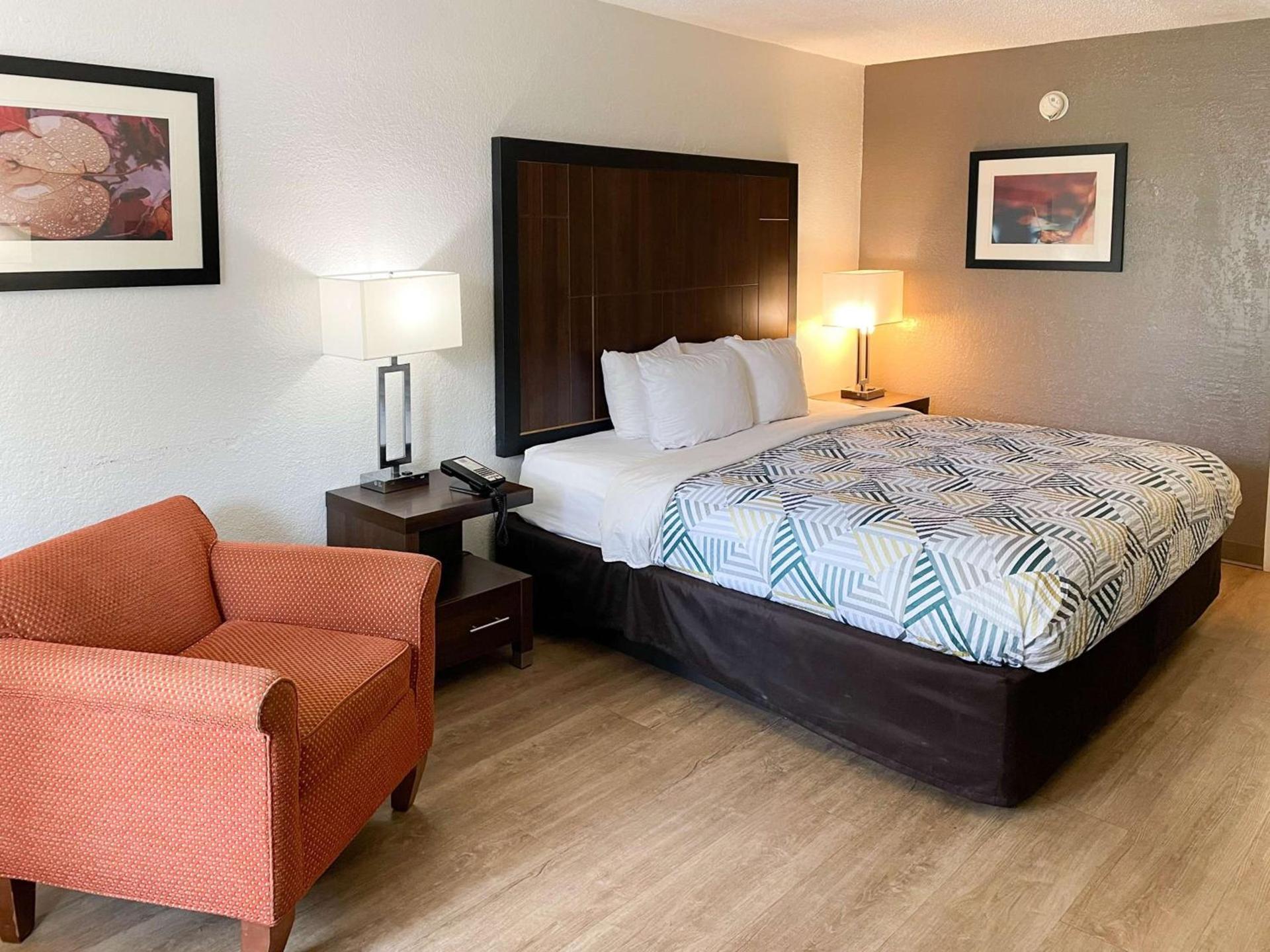 Motel 6 Opelika AL photo 3