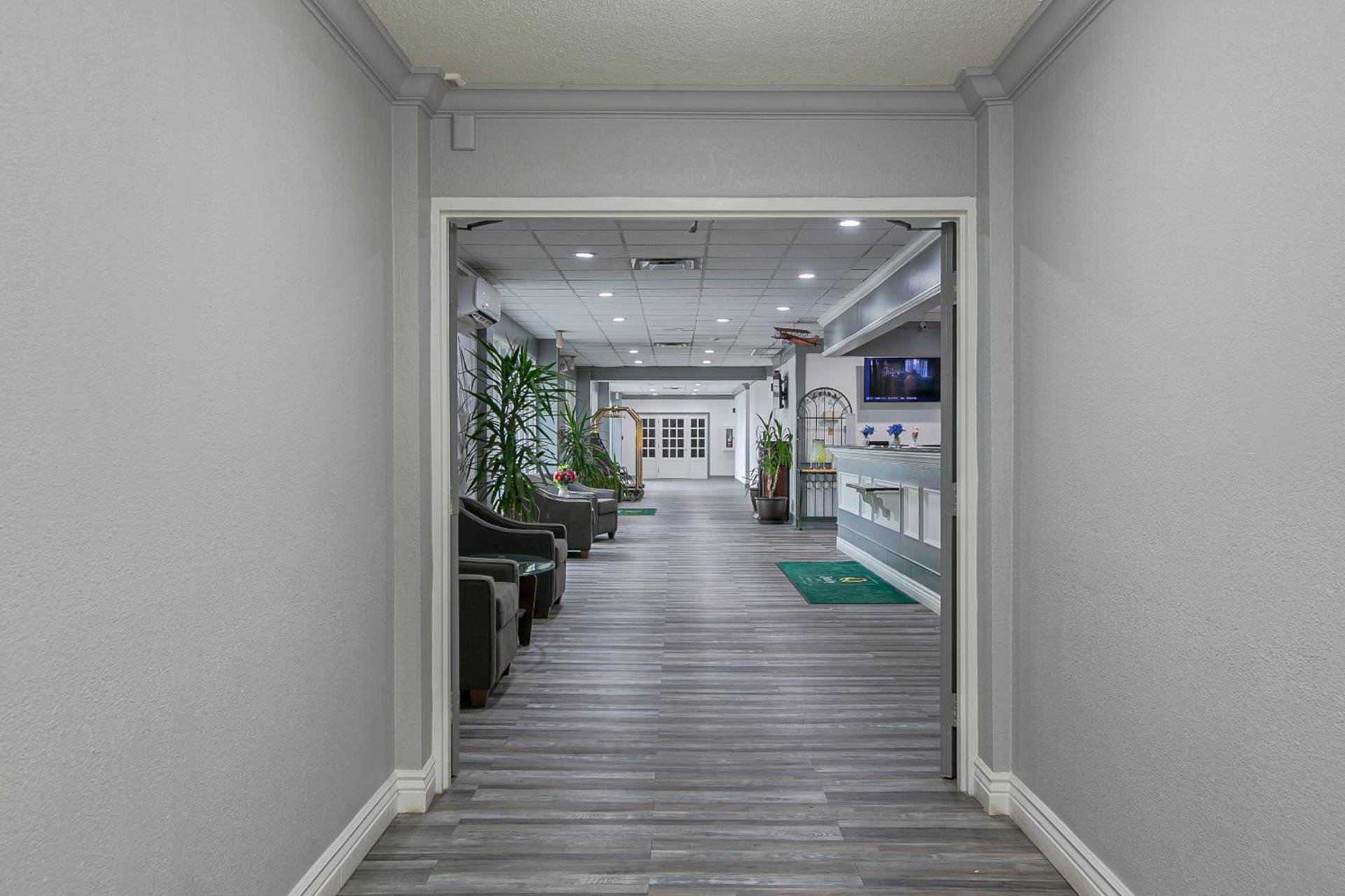 Quality Inn Dayton Airport photo 60