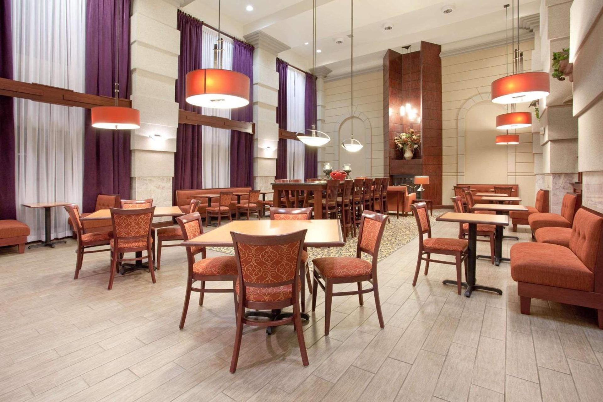 Hampton Inn Bowling Green photo 12