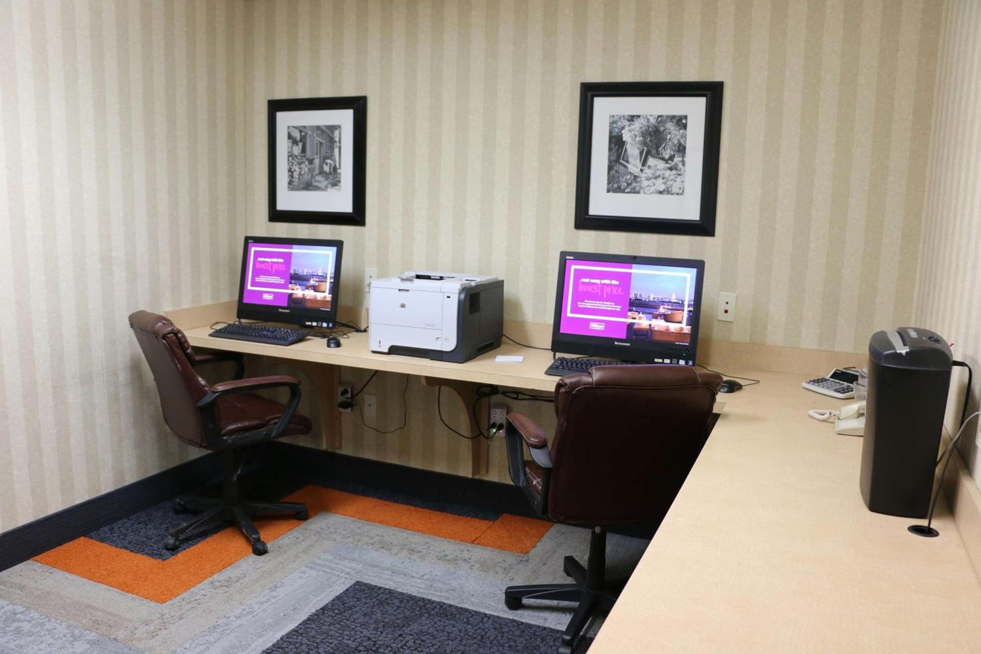 Hampton Inn Bowling Green photo 24