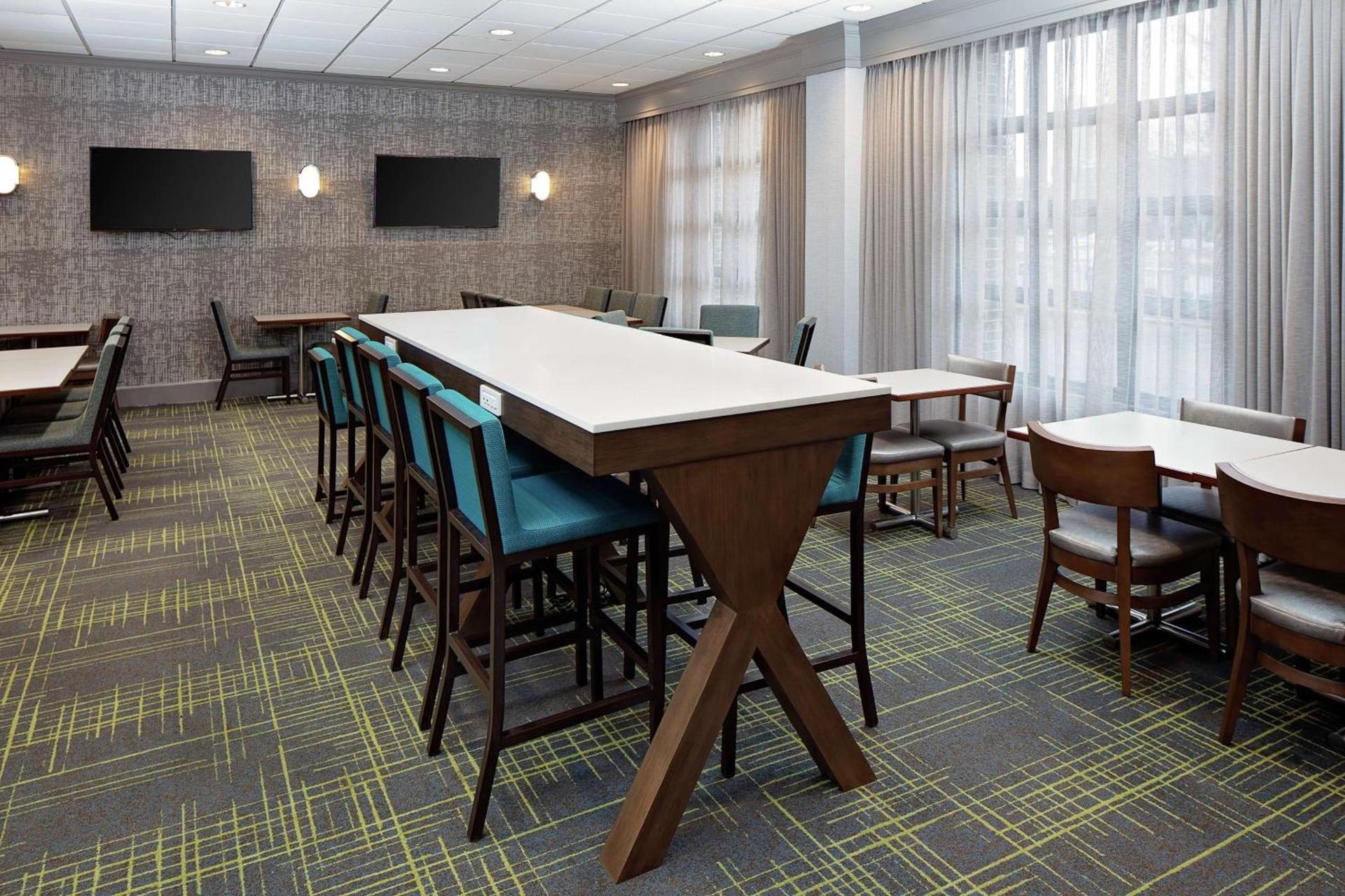 Hampton Inn Louisville Downtown photo 7