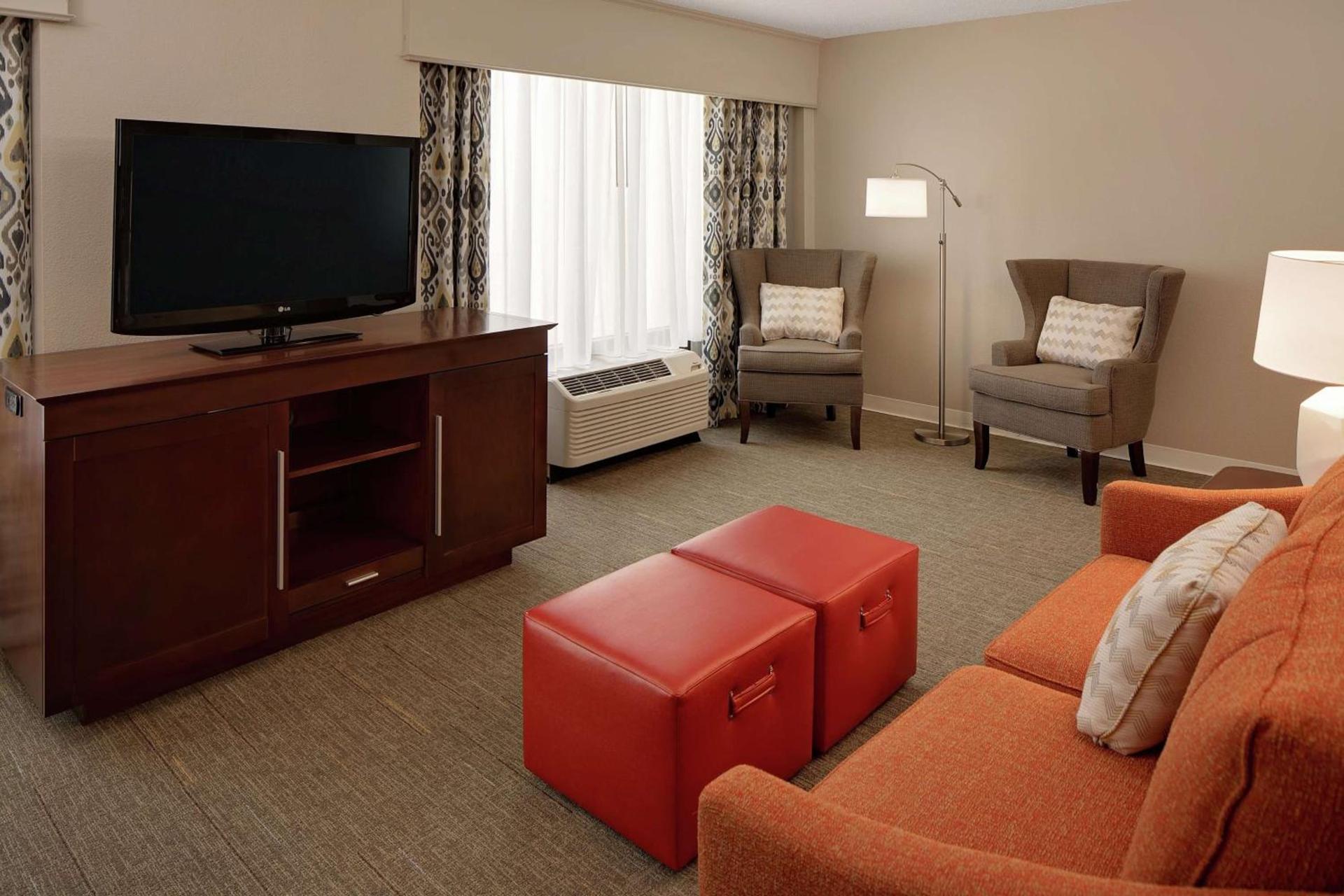 Hampton Inn Louisville Downtown photo 12