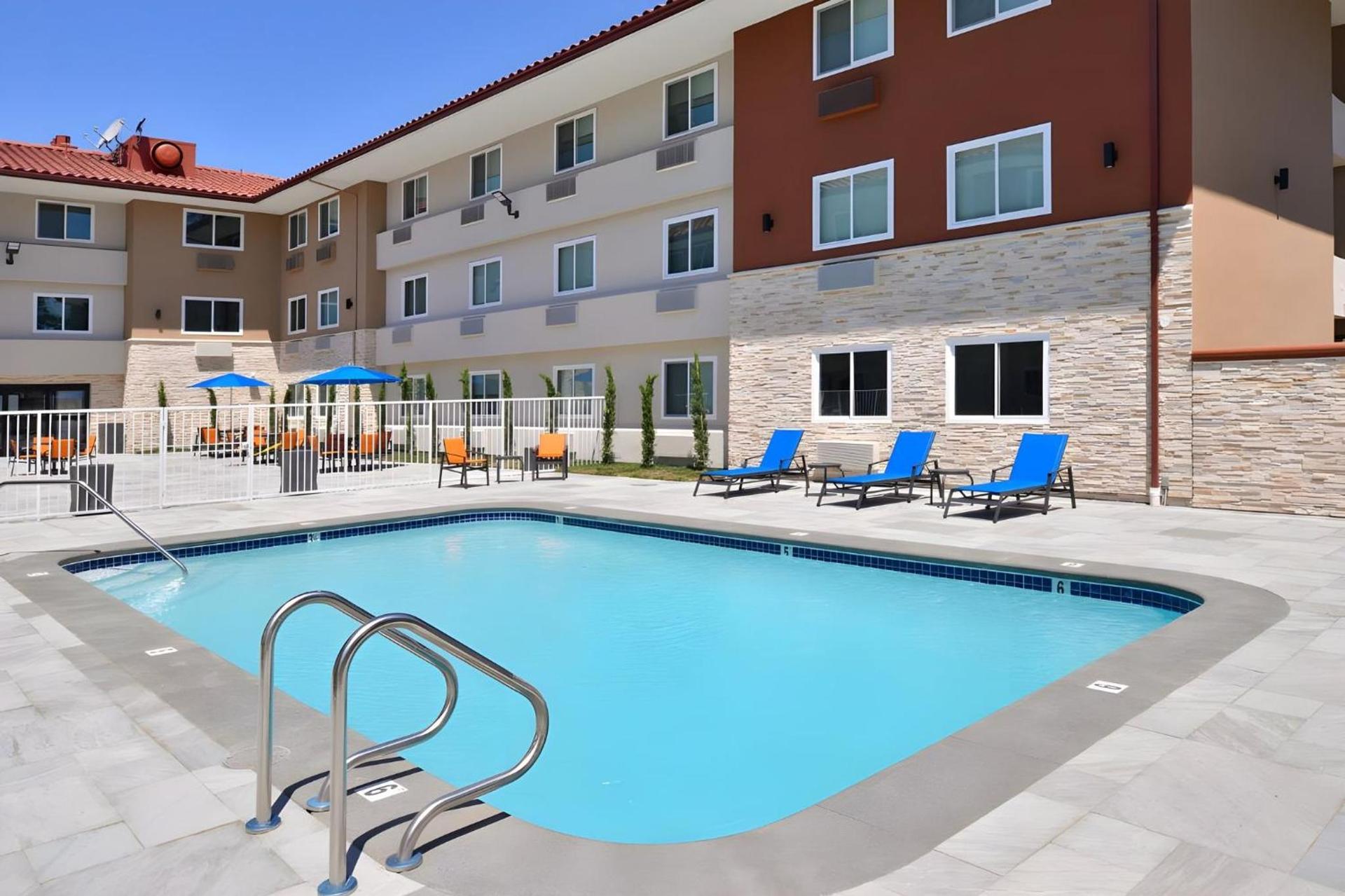 Holiday Inn Express - Santa Rosa North by IHG photo 65